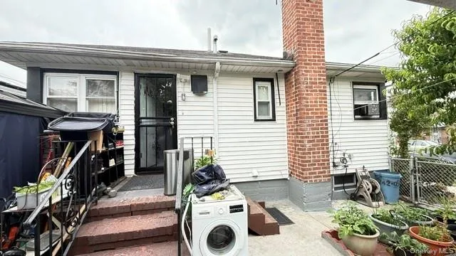 24203 131st Road, New York, NY, 2 Bedrooms Bedrooms, 4 Rooms Rooms,2 BathroomsBathrooms,Residential,For Rent,131st,0,KEY1019098 24203 131st Road, New York, NY, 2 Bedrooms Bedrooms, 4 Rooms Rooms,2 BathroomsBathrooms,Residential,For Rent,131st,0,KEY1019098