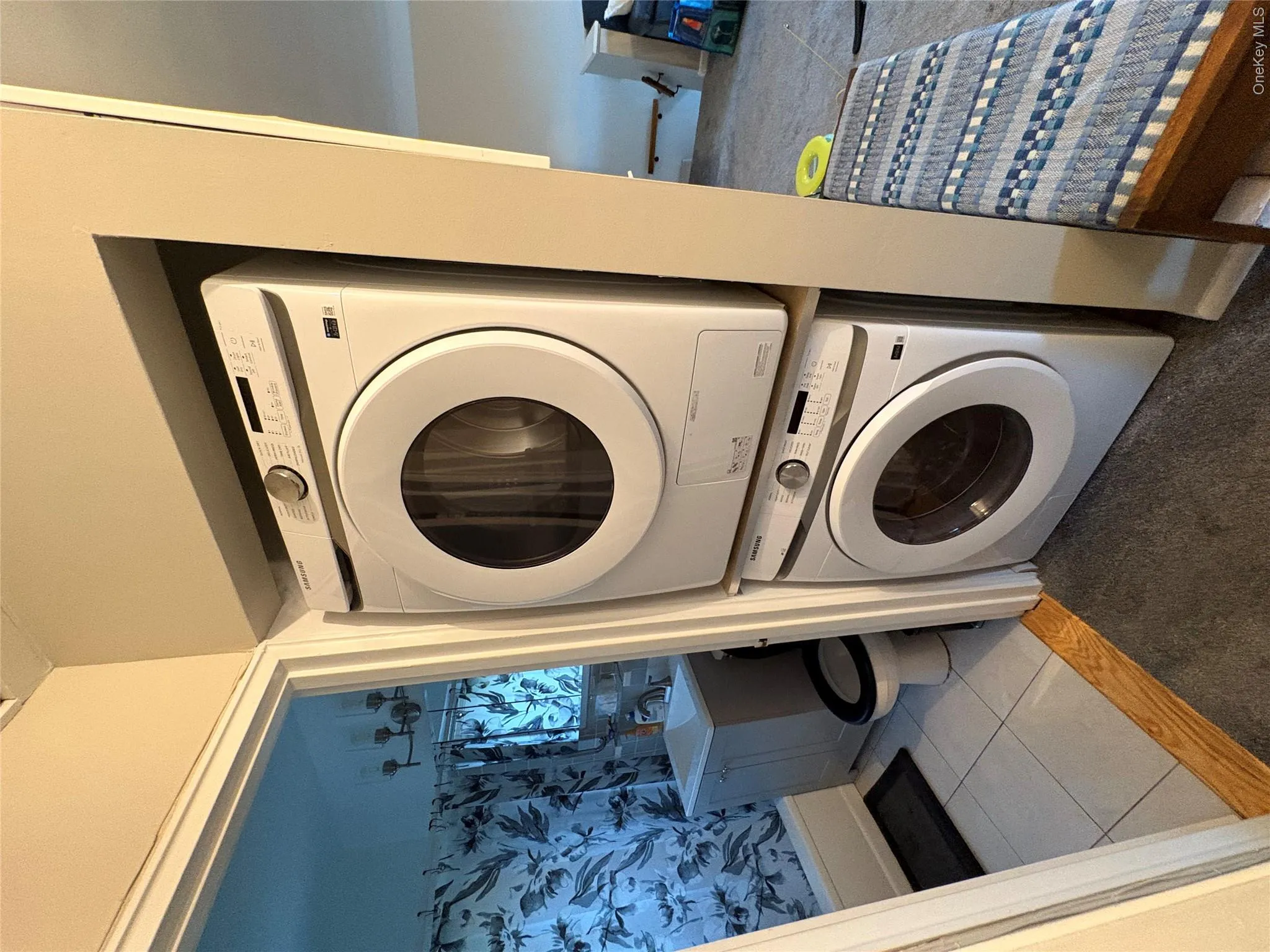 226-01 Hillside Avenue, New York, NY, 2 Bedrooms Bedrooms, 6 Rooms Rooms,1 BathroomBathrooms,Residential,For Rent,Hillside,0,1019103 226-01 Hillside Avenue, New York, NY, 2 Bedrooms Bedrooms, 6 Rooms Rooms,1 BathroomBathrooms,Residential,For Rent,Hillside,0,1019103