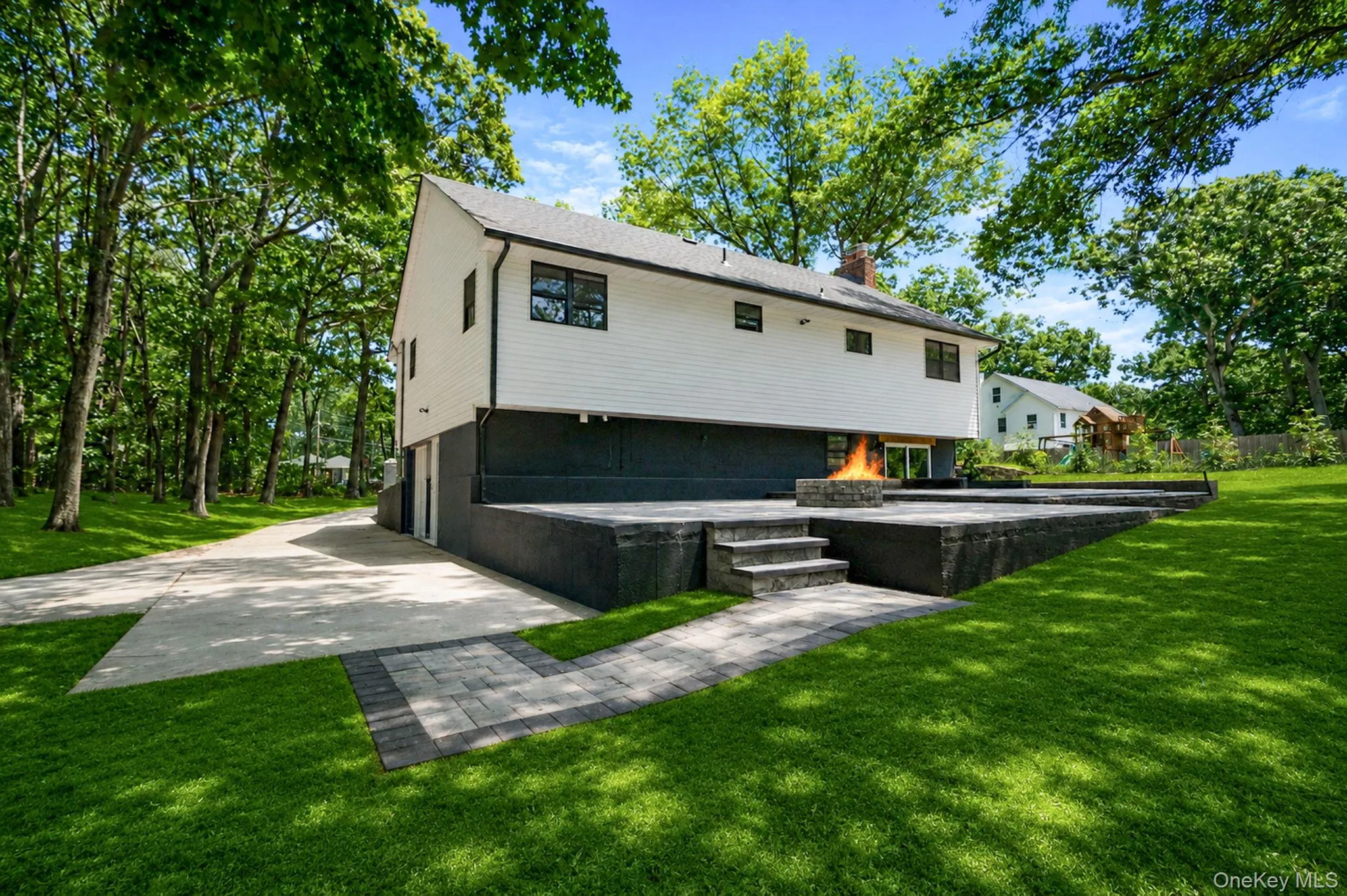 465 Helene Avenue, Brookhaven, NY, 5 Bedrooms Bedrooms, 11 Rooms Rooms,3 BathroomsBathrooms,Residential,For Rent,Helene,0,KEY1019109 465 Helene Avenue, Brookhaven, NY, 5 Bedrooms Bedrooms, 11 Rooms Rooms,3 BathroomsBathrooms,Residential,For Rent,Helene,0,KEY1019109