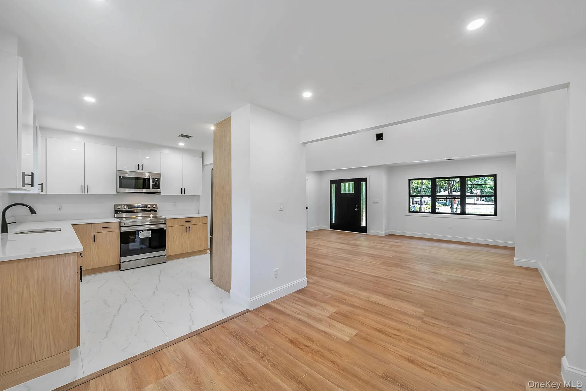 465 Helene Avenue, Brookhaven, NY, 5 Bedrooms Bedrooms, 11 Rooms Rooms,3 BathroomsBathrooms,Residential,For Rent,Helene,0,KEY1019109 465 Helene Avenue, Brookhaven, NY, 5 Bedrooms Bedrooms, 11 Rooms Rooms,3 BathroomsBathrooms,Residential,For Rent,Helene,0,KEY1019109
