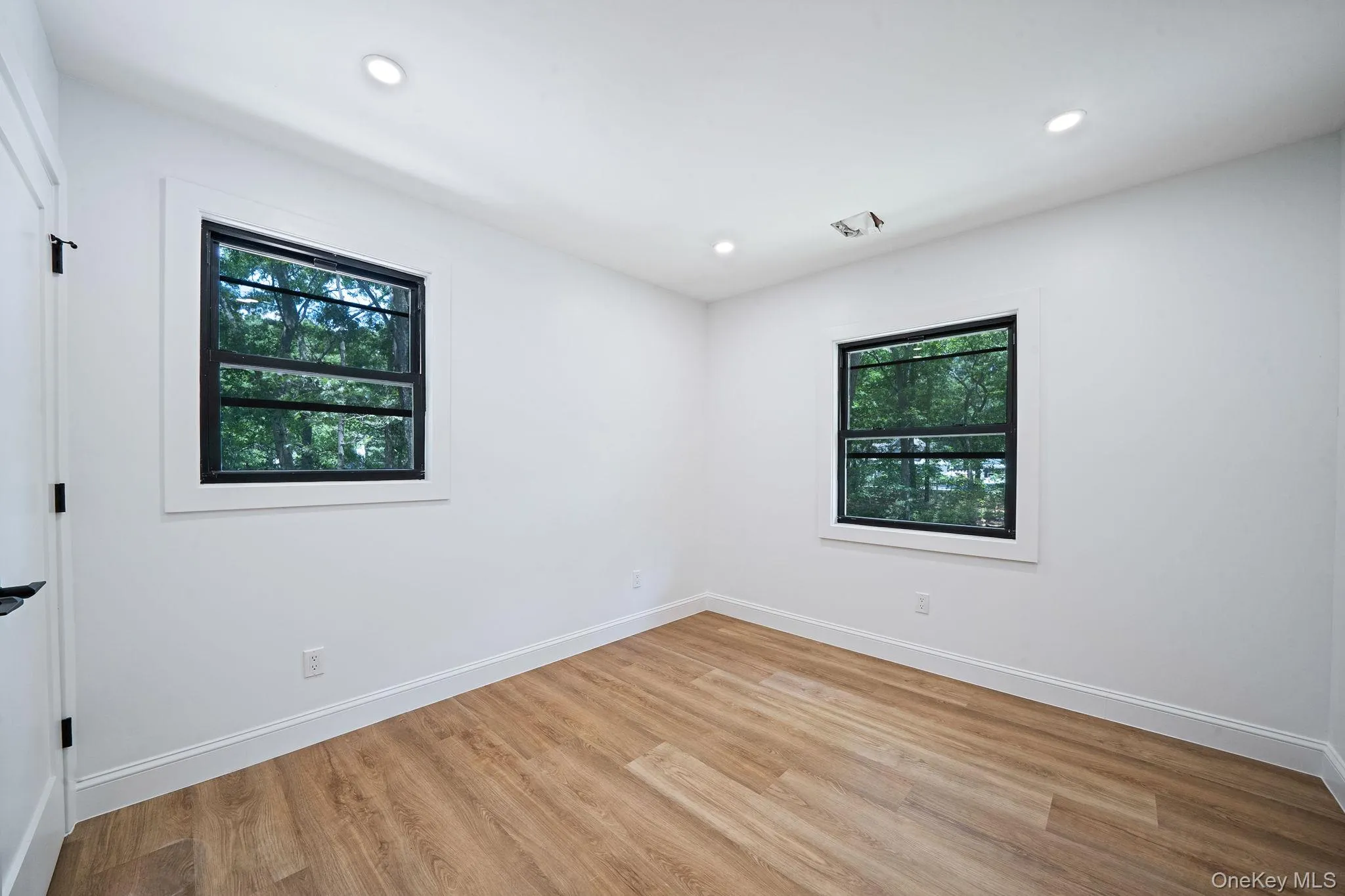 465 Helene Avenue, Brookhaven, NY, 5 Bedrooms Bedrooms, 11 Rooms Rooms,3 BathroomsBathrooms,Residential,For Rent,Helene,0,KEY1019109 465 Helene Avenue, Brookhaven, NY, 5 Bedrooms Bedrooms, 11 Rooms Rooms,3 BathroomsBathrooms,Residential,For Rent,Helene,0,KEY1019109