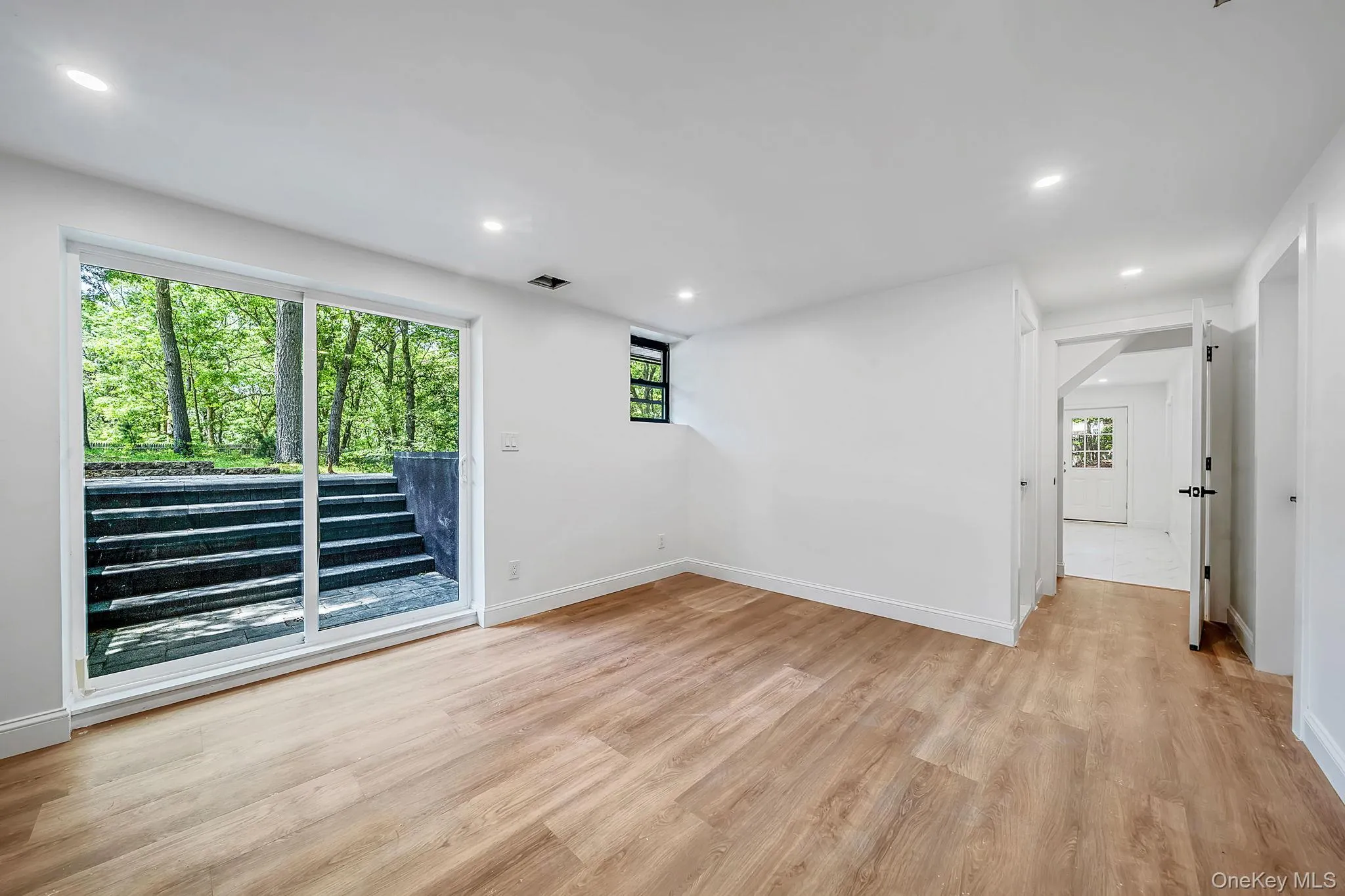 465 Helene Avenue, Brookhaven, NY, 5 Bedrooms Bedrooms, 11 Rooms Rooms,3 BathroomsBathrooms,Residential,For Rent,Helene,0,KEY1019109 465 Helene Avenue, Brookhaven, NY, 5 Bedrooms Bedrooms, 11 Rooms Rooms,3 BathroomsBathrooms,Residential,For Rent,Helene,0,KEY1019109