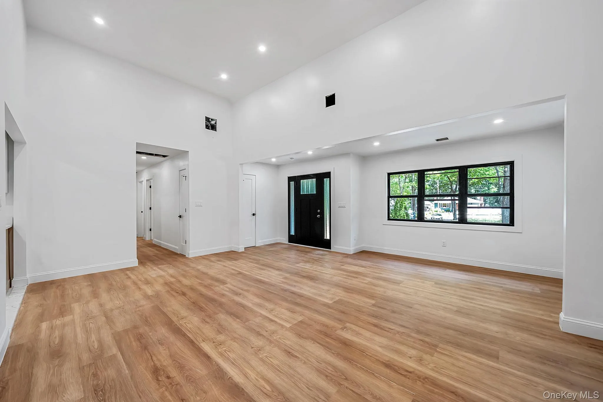 465 Helene Avenue, Brookhaven, NY, 5 Bedrooms Bedrooms, 11 Rooms Rooms,3 BathroomsBathrooms,Residential,For Rent,Helene,0,KEY1019109 465 Helene Avenue, Brookhaven, NY, 5 Bedrooms Bedrooms, 11 Rooms Rooms,3 BathroomsBathrooms,Residential,For Rent,Helene,0,KEY1019109
