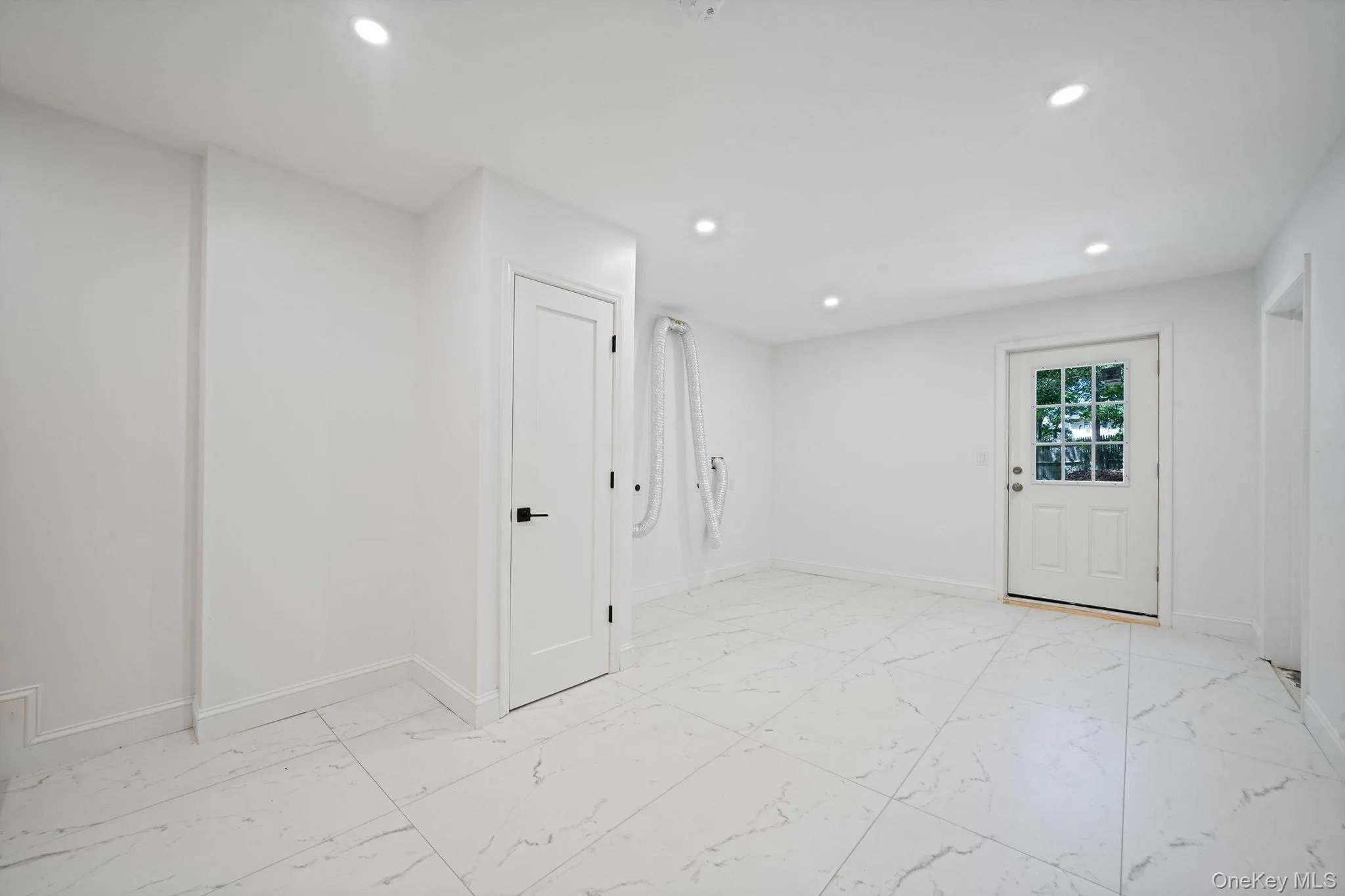 465 Helene Avenue, Brookhaven, NY, 5 Bedrooms Bedrooms, 11 Rooms Rooms,3 BathroomsBathrooms,Residential,For Rent,Helene,0,KEY1019109 465 Helene Avenue, Brookhaven, NY, 5 Bedrooms Bedrooms, 11 Rooms Rooms,3 BathroomsBathrooms,Residential,For Rent,Helene,0,KEY1019109