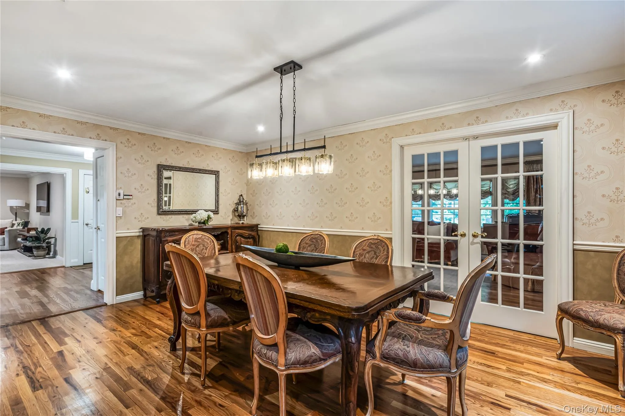 30 Woodland Road, North Hempstead, NY, 6 Bedrooms Bedrooms, 12 Rooms Rooms,4 BathroomsBathrooms,Residential,For Rent,Woodland,0,1019110 30 Woodland Road, North Hempstead, NY, 6 Bedrooms Bedrooms, 12 Rooms Rooms,4 BathroomsBathrooms,Residential,For Rent,Woodland,0,1019110
