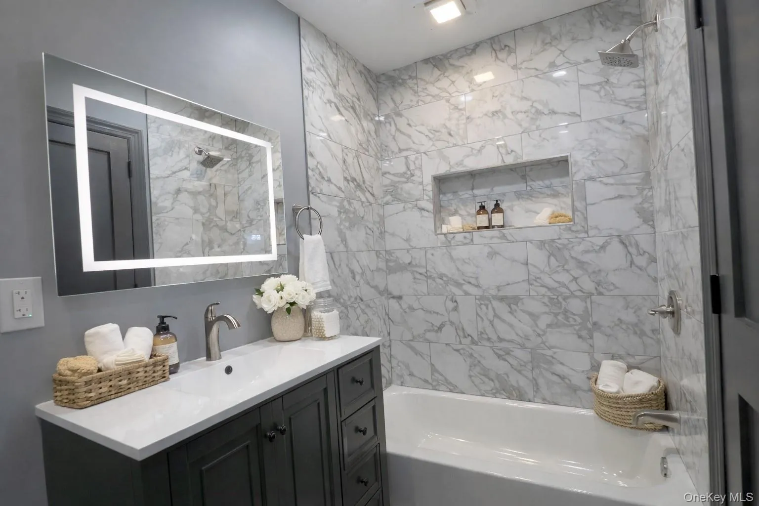 99 Ontario Street, Brookhaven, NY, 4 Bedrooms Bedrooms, 12 Rooms Rooms,2 BathroomsBathrooms,Residential,For Rent,Ontario,0,KEY1019112 99 Ontario Street, Brookhaven, NY, 4 Bedrooms Bedrooms, 12 Rooms Rooms,2 BathroomsBathrooms,Residential,For Rent,Ontario,0,KEY1019112