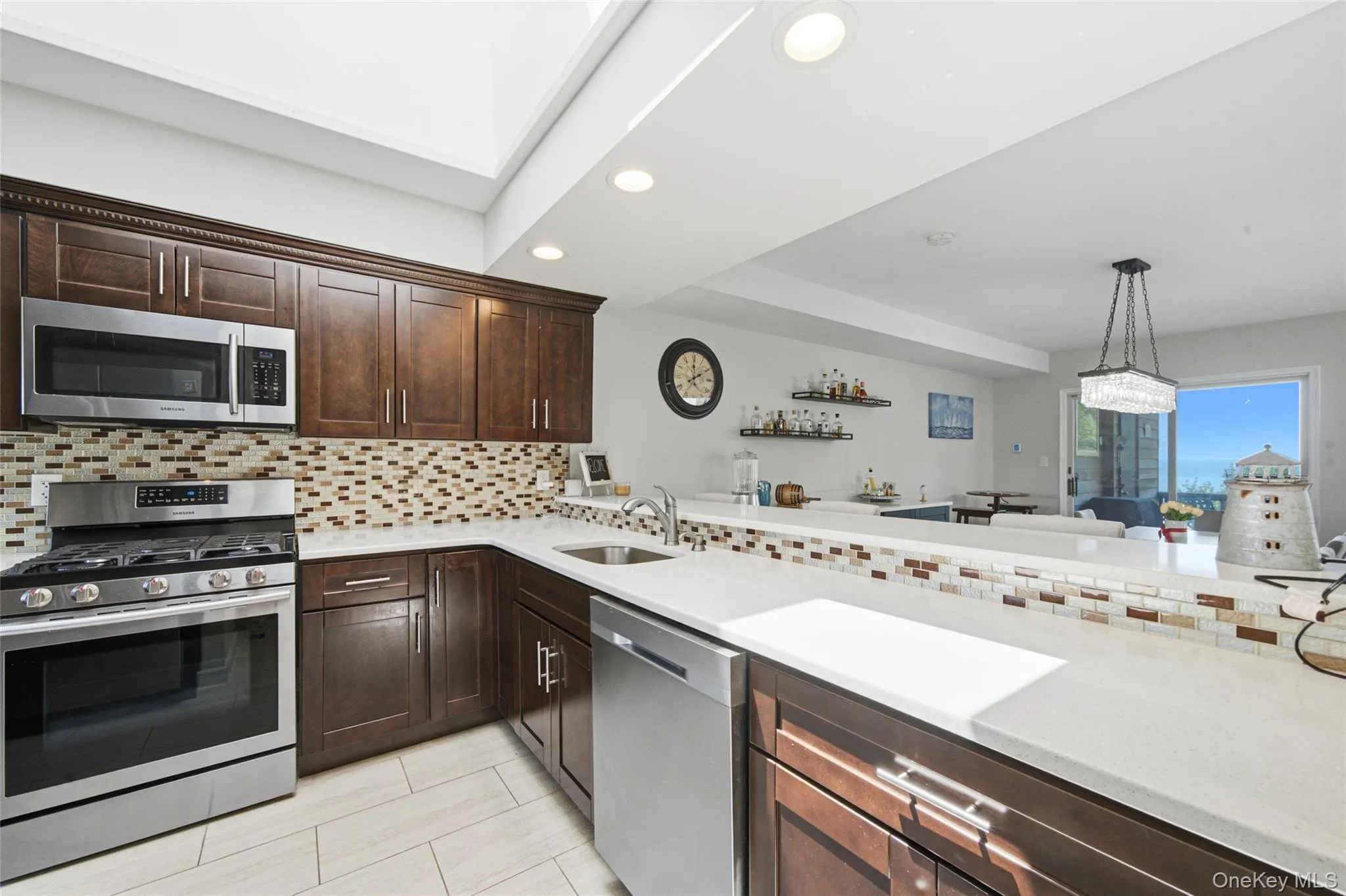 103 Fox Hill Drive, Riverhead, NY, 2 Bedrooms Bedrooms, 5 Rooms Rooms,2 BathroomsBathrooms,Residential,For Rent,Fox Hill,0,1019114 103 Fox Hill Drive, Riverhead, NY, 2 Bedrooms Bedrooms, 5 Rooms Rooms,2 BathroomsBathrooms,Residential,For Rent,Fox Hill,0,1019114