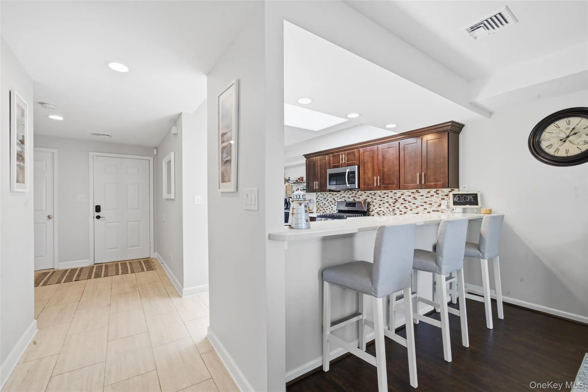 103 Fox Hill Drive, Riverhead, NY, 2 Bedrooms Bedrooms, 5 Rooms Rooms,2 BathroomsBathrooms,Residential,For Rent,Fox Hill,0,KEY1019114 103 Fox Hill Drive, Riverhead, NY, 2 Bedrooms Bedrooms, 5 Rooms Rooms,2 BathroomsBathrooms,Residential,For Rent,Fox Hill,0,KEY1019114