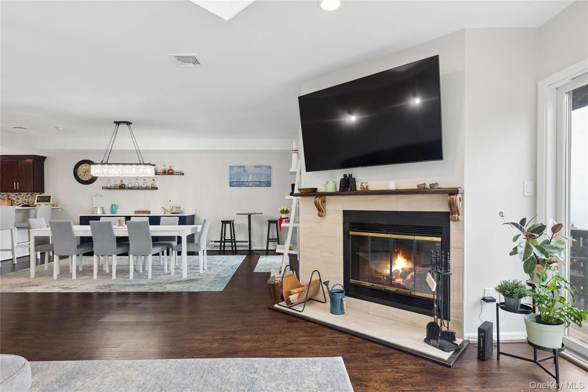 103 Fox Hill Drive, Riverhead, NY, 2 Bedrooms Bedrooms, 5 Rooms Rooms,2 BathroomsBathrooms,Residential,For Rent,Fox Hill,0,1019114 103 Fox Hill Drive, Riverhead, NY, 2 Bedrooms Bedrooms, 5 Rooms Rooms,2 BathroomsBathrooms,Residential,For Rent,Fox Hill,0,1019114