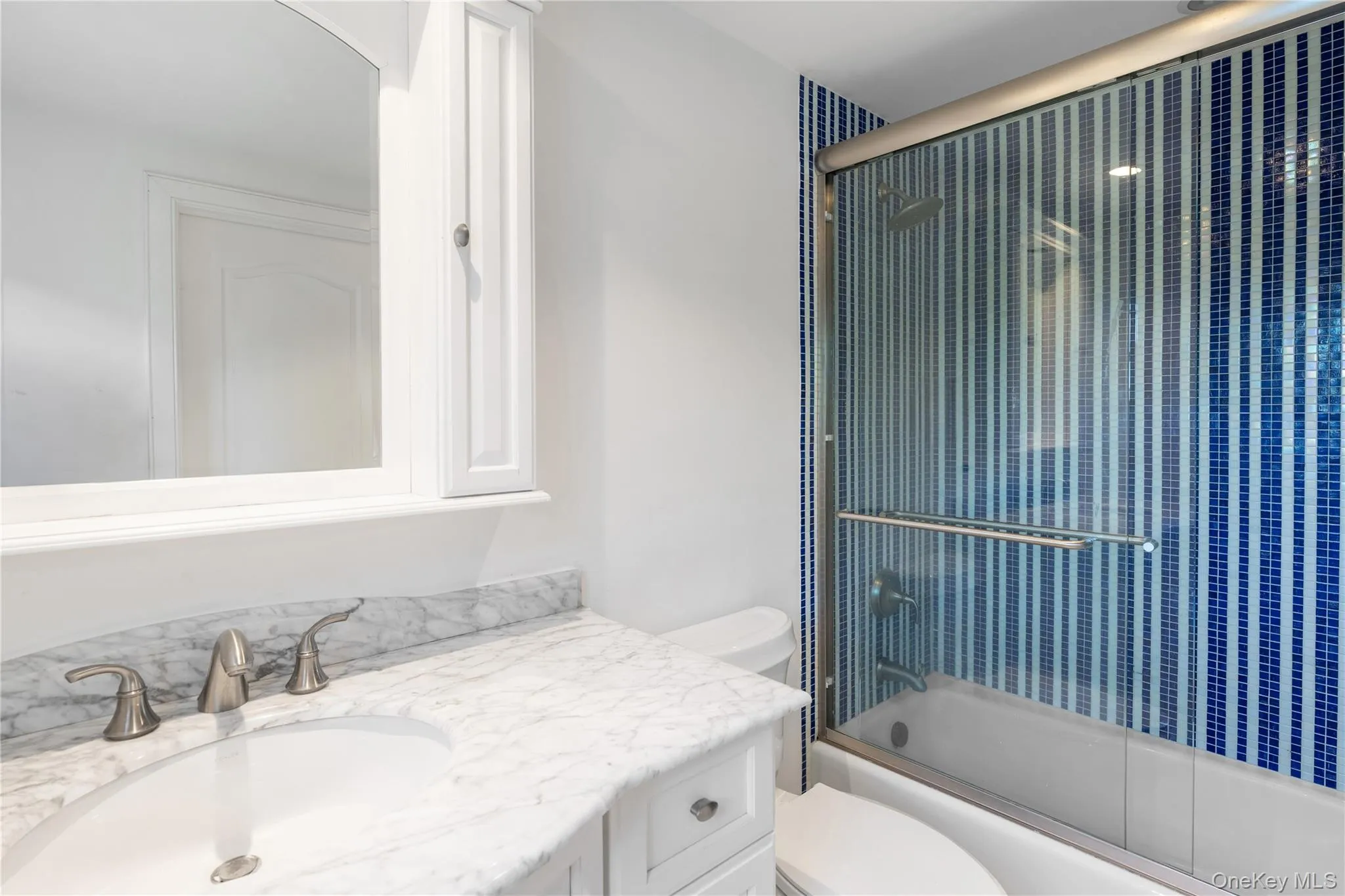 275 Main Street, Southampton, NY, 7 Bedrooms Bedrooms, 11 Rooms Rooms,5 BathroomsBathrooms,Residential Lease,For Rent,Main,0,KEY1019115 275 Main Street, Southampton, NY, 7 Bedrooms Bedrooms, 11 Rooms Rooms,5 BathroomsBathrooms,Residential Lease,For Rent,Main,0,KEY1019115