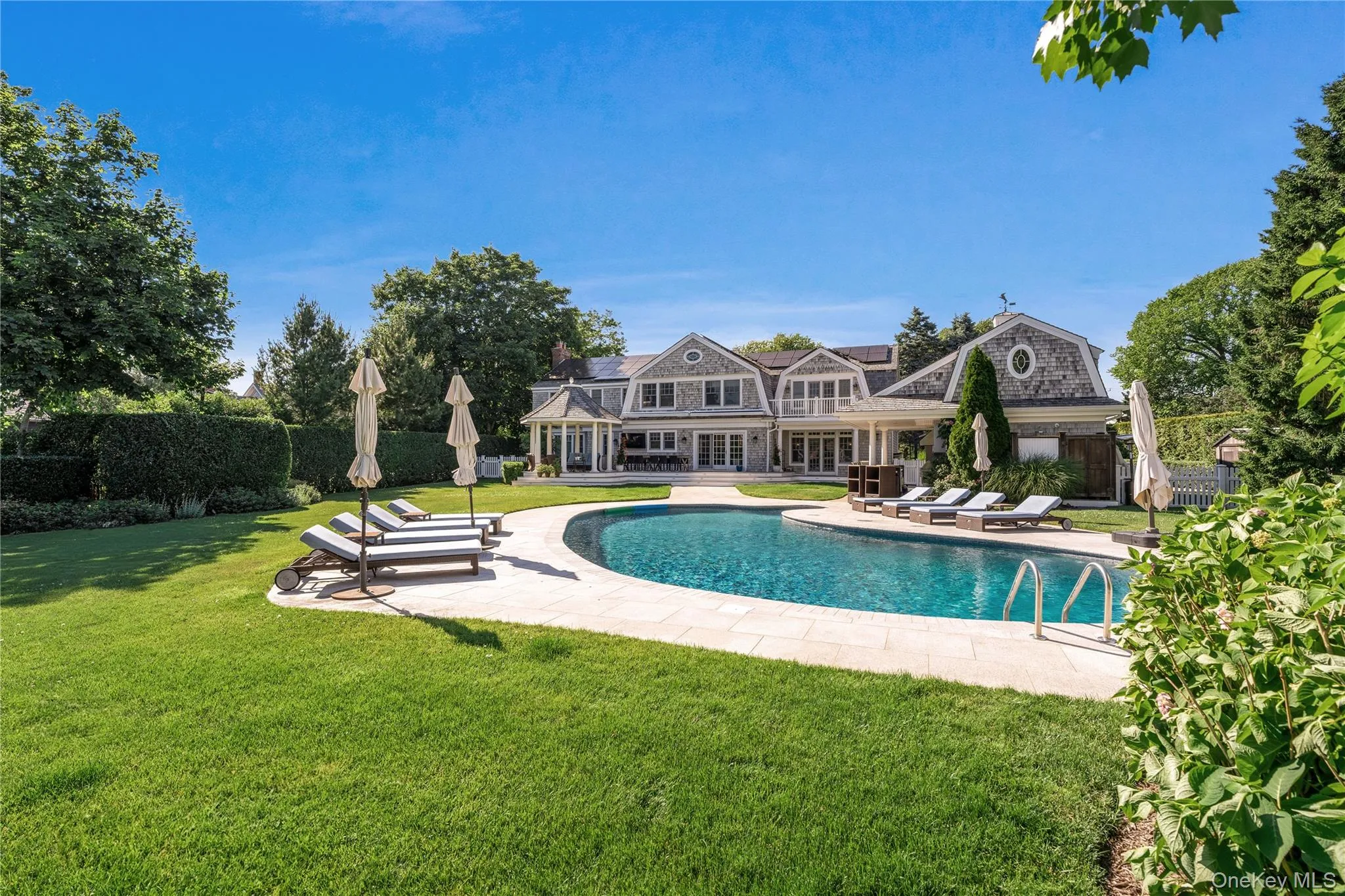 275 Main Street, Southampton, NY, 7 Bedrooms Bedrooms, 11 Rooms Rooms,5 BathroomsBathrooms,Residential Lease,For Rent,Main,0,KEY1019115 275 Main Street, Southampton, NY, 7 Bedrooms Bedrooms, 11 Rooms Rooms,5 BathroomsBathrooms,Residential Lease,For Rent,Main,0,KEY1019115