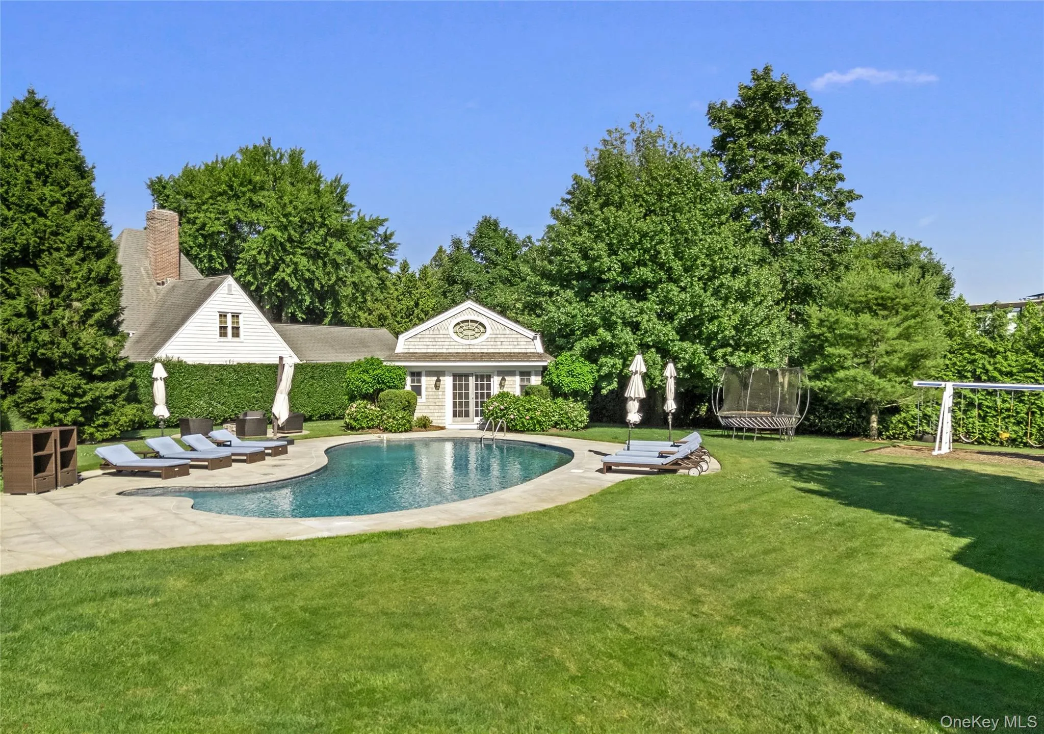 275 Main Street, Southampton, NY, 7 Bedrooms Bedrooms, 11 Rooms Rooms,5 BathroomsBathrooms,Residential Lease,For Rent,Main,0,KEY1019115 275 Main Street, Southampton, NY, 7 Bedrooms Bedrooms, 11 Rooms Rooms,5 BathroomsBathrooms,Residential Lease,For Rent,Main,0,KEY1019115