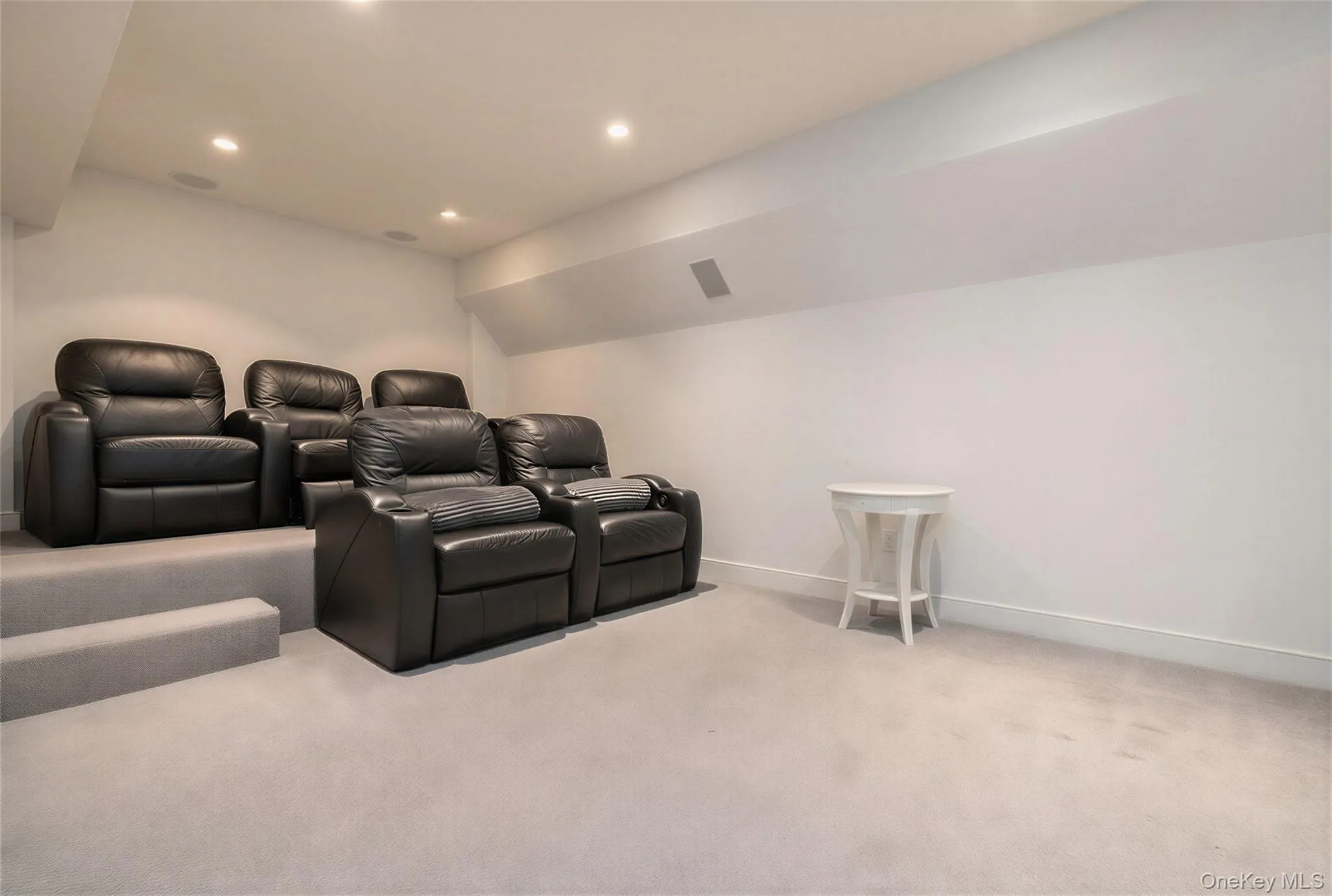 275 Main Street, Southampton, NY, 7 Bedrooms Bedrooms, 11 Rooms Rooms,5 BathroomsBathrooms,Residential Lease,For Rent,Main,0,KEY1019115 275 Main Street, Southampton, NY, 7 Bedrooms Bedrooms, 11 Rooms Rooms,5 BathroomsBathrooms,Residential Lease,For Rent,Main,0,KEY1019115