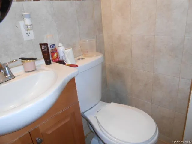 131-11 Kew Gardens Road, New York, NY, 2 Rooms Rooms,1 BathroomBathrooms,Residential,For Rent,Kew Gardens,0,1019118 131-11 Kew Gardens Road, New York, NY, 2 Rooms Rooms,1 BathroomBathrooms,Residential,For Rent,Kew Gardens,0,1019118