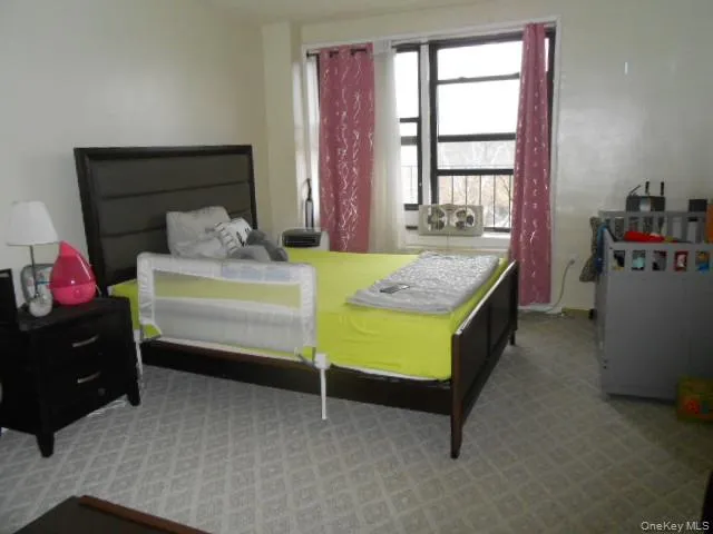 131-11 Kew Gardens Road, New York, NY, 2 Rooms Rooms,1 BathroomBathrooms,Residential,For Rent,Kew Gardens,0,1019118 131-11 Kew Gardens Road, New York, NY, 2 Rooms Rooms,1 BathroomBathrooms,Residential,For Rent,Kew Gardens,0,1019118