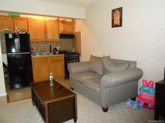 131-11 Kew Gardens Road, New York, NY, 2 Rooms Rooms,1 BathroomBathrooms,Residential,For Rent,Kew Gardens,0,1019118 131-11 Kew Gardens Road, New York, NY, 2 Rooms Rooms,1 BathroomBathrooms,Residential,For Rent,Kew Gardens,0,1019118
