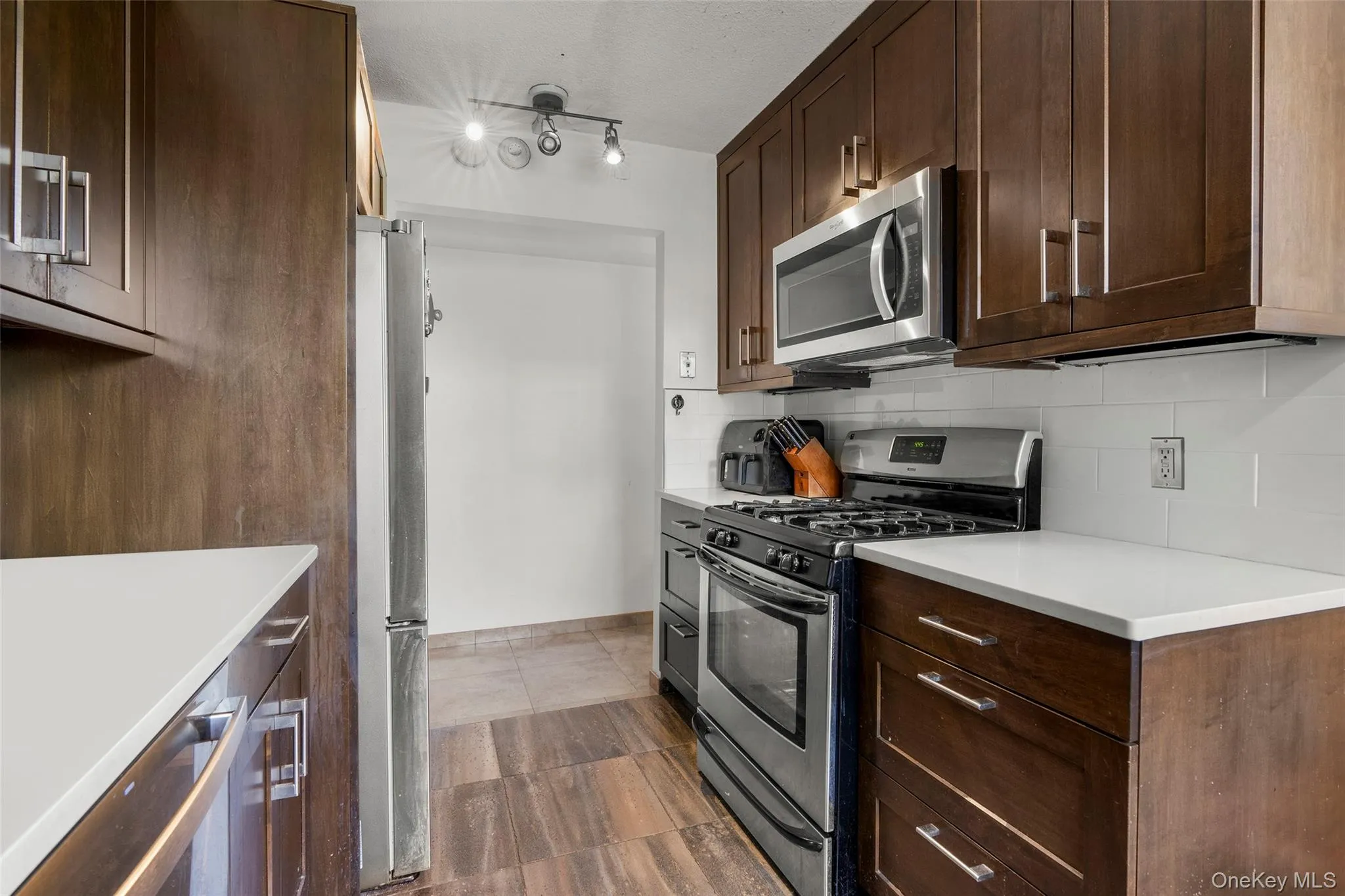 23 Water Grant Street, Yonkers, NY, 2 Bedrooms Bedrooms, 4 Rooms Rooms,1 BathroomBathrooms,Residential,For Rent,Water Grant,0,1019119 23 Water Grant Street, Yonkers, NY, 2 Bedrooms Bedrooms, 4 Rooms Rooms,1 BathroomBathrooms,Residential,For Rent,Water Grant,0,1019119