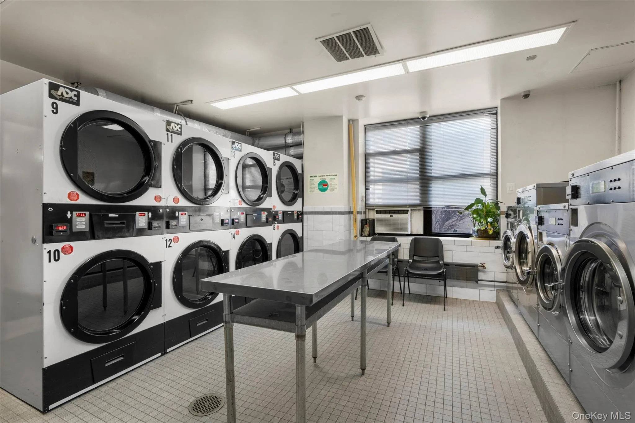23 Water Grant Street, Yonkers, NY, 2 Bedrooms Bedrooms, 4 Rooms Rooms,1 BathroomBathrooms,Residential,For Rent,Water Grant,0,1019119 23 Water Grant Street, Yonkers, NY, 2 Bedrooms Bedrooms, 4 Rooms Rooms,1 BathroomBathrooms,Residential,For Rent,Water Grant,0,1019119