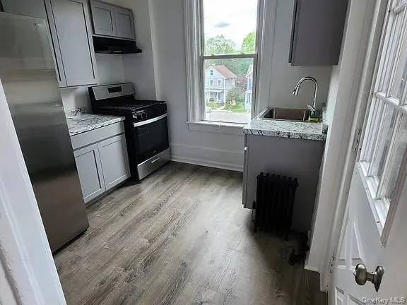 457 Main St, Beacon, NY, 2 Bedrooms Bedrooms, 3 Rooms Rooms,1 BathroomBathrooms,Residential Lease,For Rent,Main St,0,KEY1019120 457 Main St, Beacon, NY, 2 Bedrooms Bedrooms, 3 Rooms Rooms,1 BathroomBathrooms,Residential Lease,For Rent,Main St,0,KEY1019120
