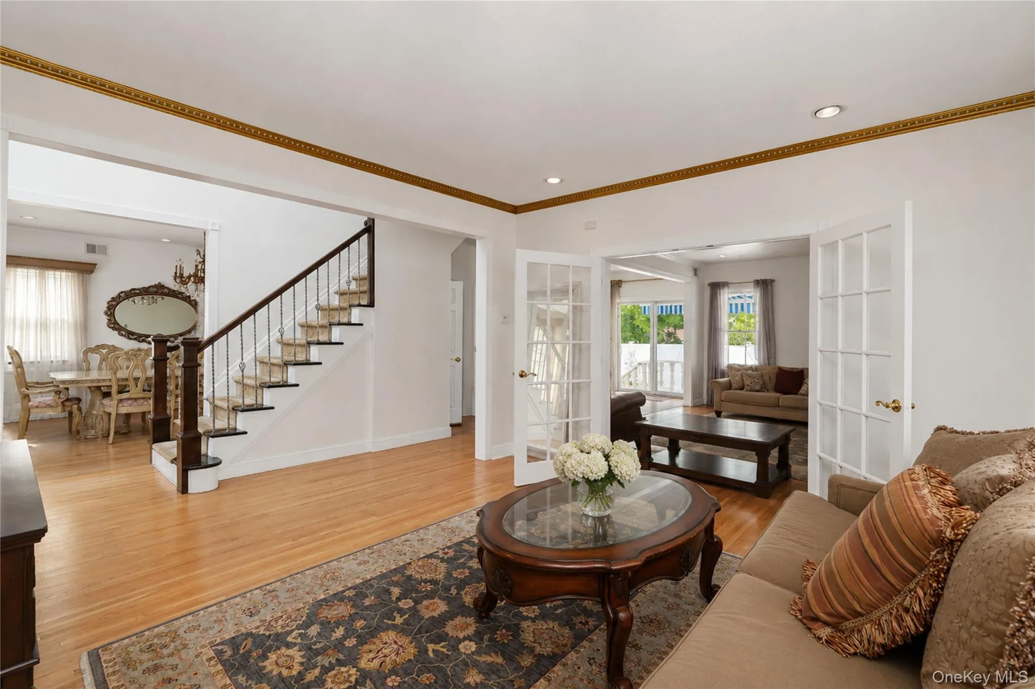 22 Putters Court, New York, NY, 4 Bedrooms Bedrooms, 8 Rooms Rooms,3 BathroomsBathrooms,Residential,For Rent,Putters,0,1019136 22 Putters Court, New York, NY, 4 Bedrooms Bedrooms, 8 Rooms Rooms,3 BathroomsBathrooms,Residential,For Rent,Putters,0,1019136
