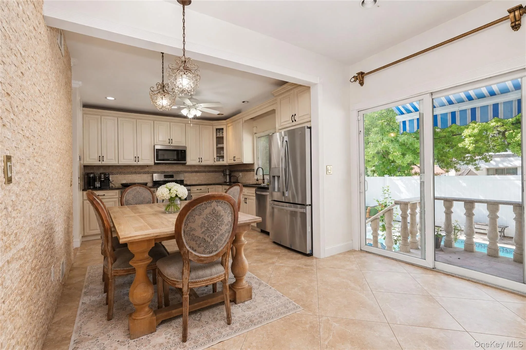 22 Putters Court, New York, NY, 4 Bedrooms Bedrooms, 8 Rooms Rooms,3 BathroomsBathrooms,Residential,For Rent,Putters,0,1019136 22 Putters Court, New York, NY, 4 Bedrooms Bedrooms, 8 Rooms Rooms,3 BathroomsBathrooms,Residential,For Rent,Putters,0,1019136