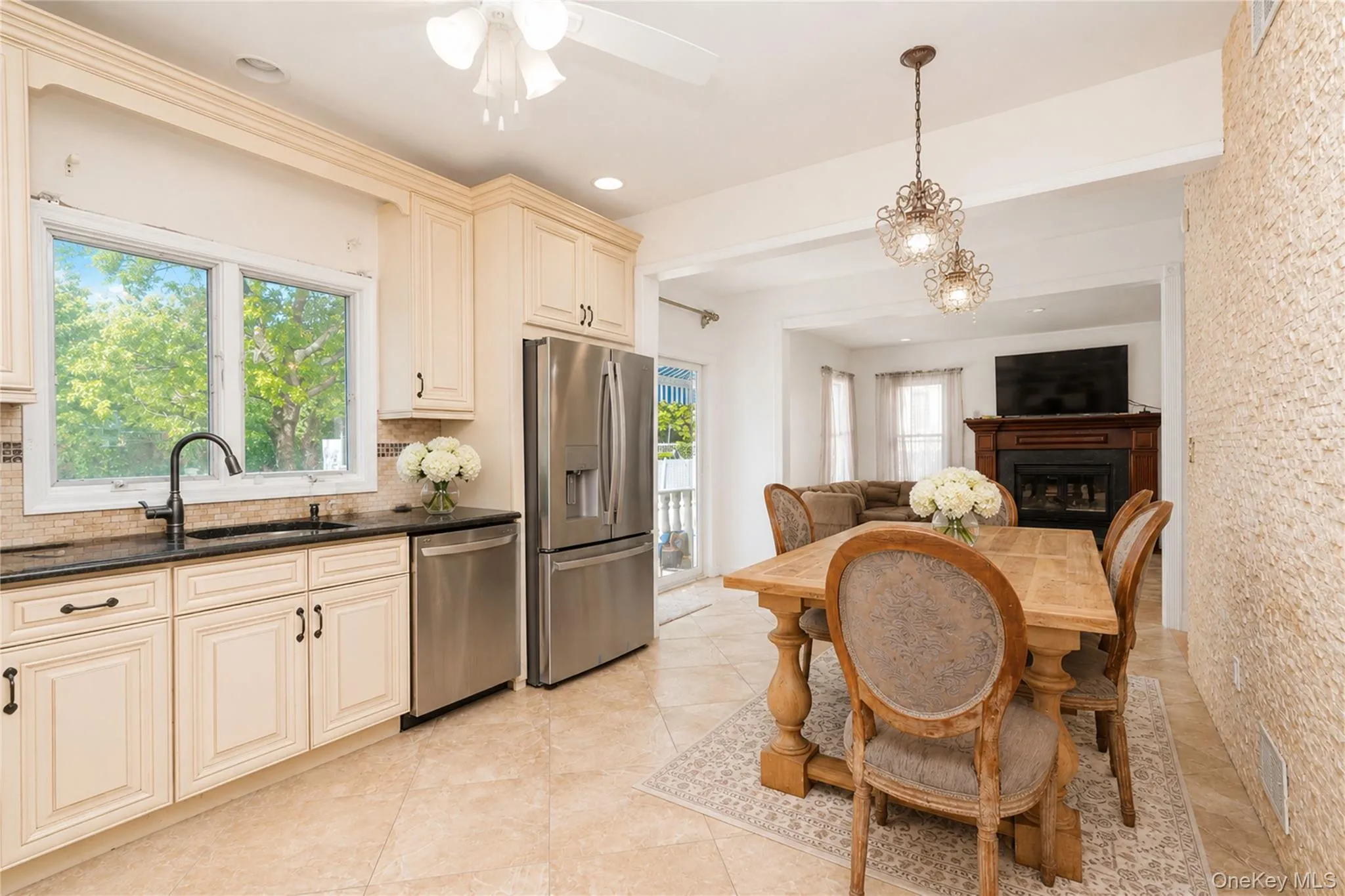 22 Putters Court, New York, NY, 4 Bedrooms Bedrooms, 8 Rooms Rooms,3 BathroomsBathrooms,Residential,For Rent,Putters,0,1019136 22 Putters Court, New York, NY, 4 Bedrooms Bedrooms, 8 Rooms Rooms,3 BathroomsBathrooms,Residential,For Rent,Putters,0,1019136