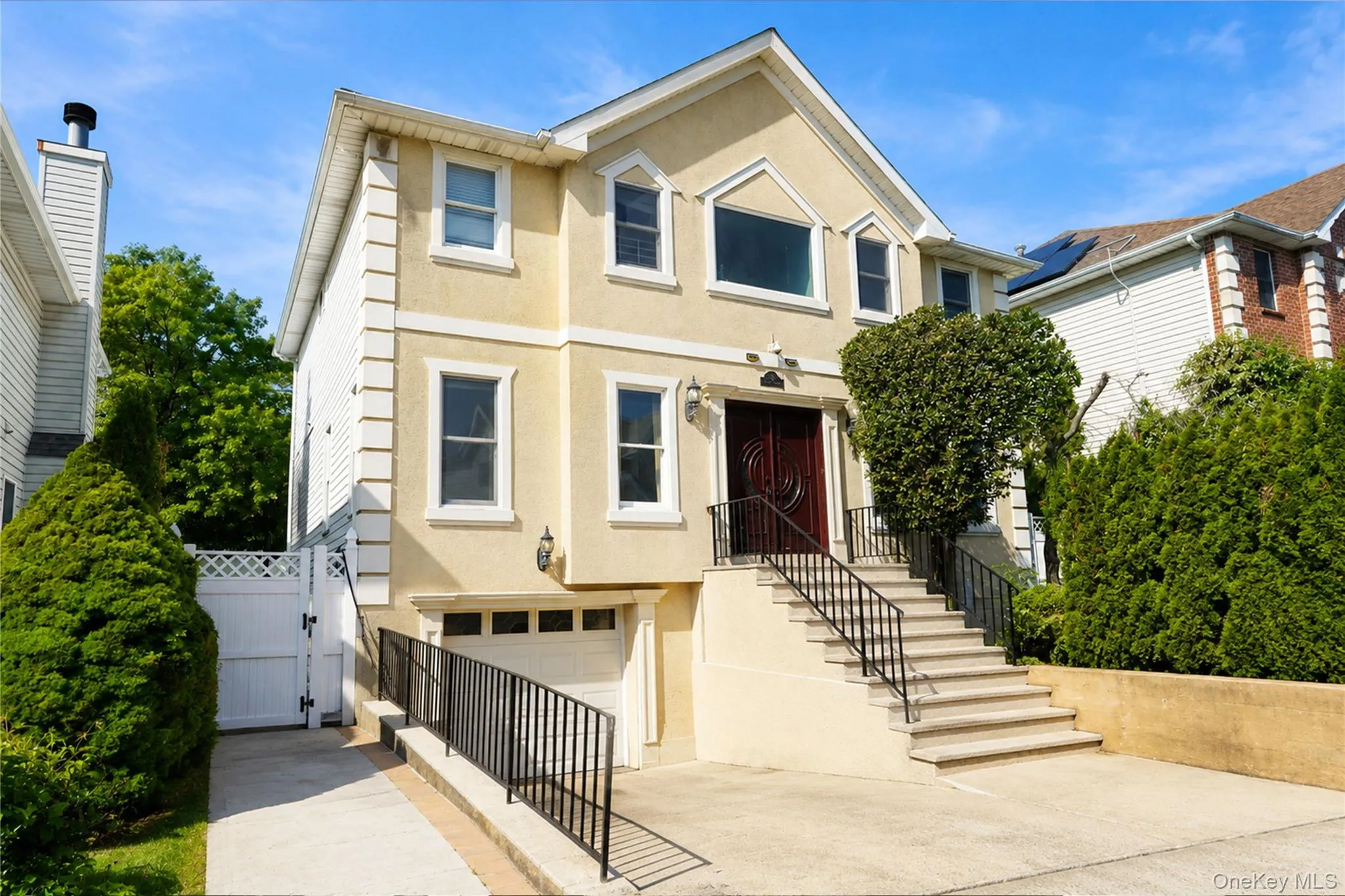 22 Putters Court, New York, NY, 4 Bedrooms Bedrooms, 8 Rooms Rooms,3 BathroomsBathrooms,Residential,For Rent,Putters,0,1019136 22 Putters Court, New York, NY, 4 Bedrooms Bedrooms, 8 Rooms Rooms,3 BathroomsBathrooms,Residential,For Rent,Putters,0,1019136