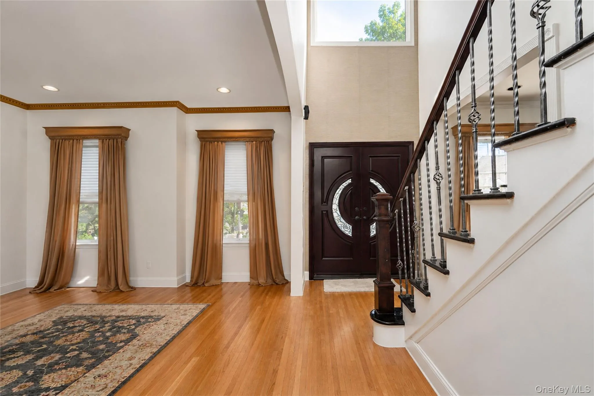 22 Putters Court, New York, NY, 4 Bedrooms Bedrooms, 8 Rooms Rooms,3 BathroomsBathrooms,Residential,For Rent,Putters,0,1019136 22 Putters Court, New York, NY, 4 Bedrooms Bedrooms, 8 Rooms Rooms,3 BathroomsBathrooms,Residential,For Rent,Putters,0,1019136