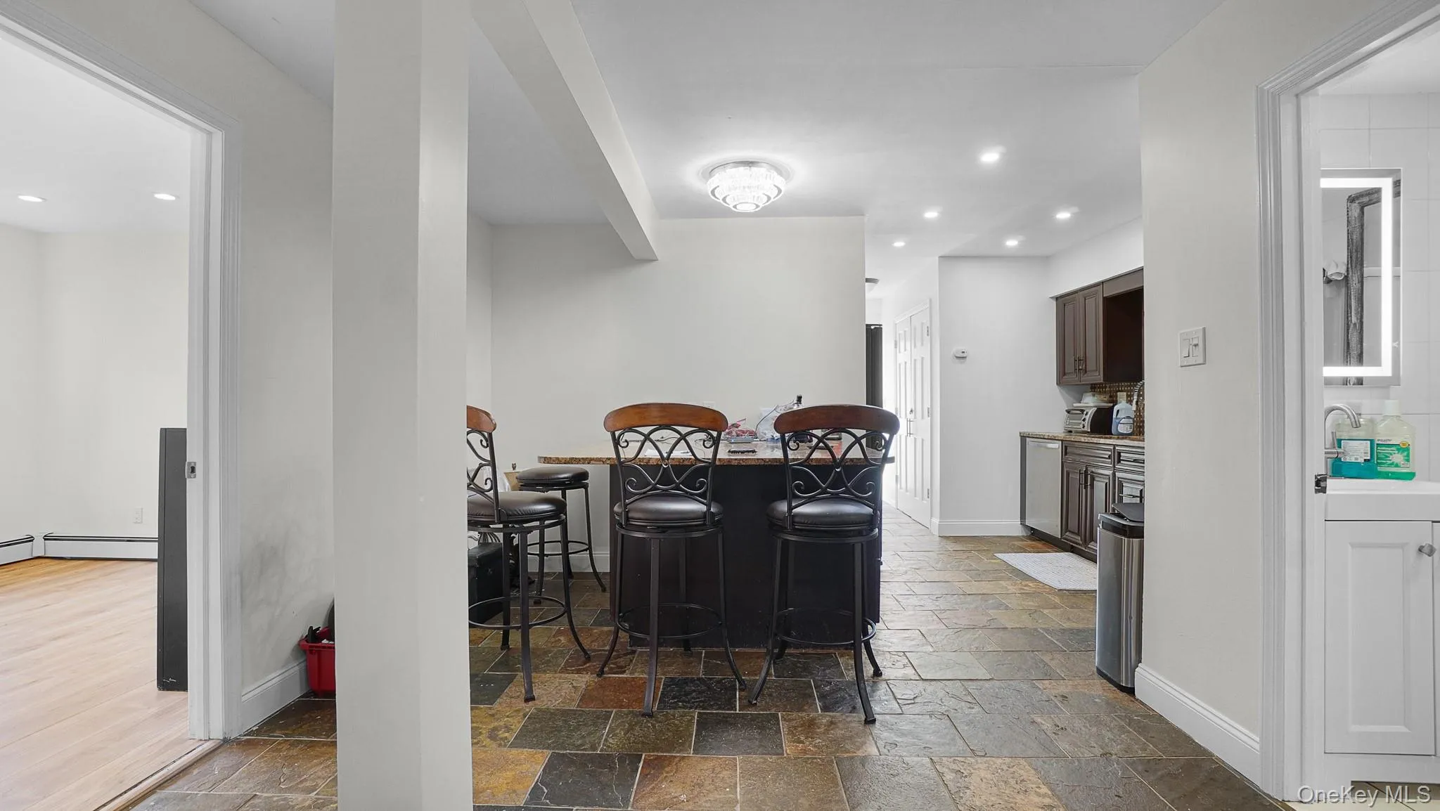 2694 Dorothy Street, Hempstead, NY, 6 Bedrooms Bedrooms, 14 Rooms Rooms,2 BathroomsBathrooms,Residential,For Rent,Dorothy,0,1019138 2694 Dorothy Street, Hempstead, NY, 6 Bedrooms Bedrooms, 14 Rooms Rooms,2 BathroomsBathrooms,Residential,For Rent,Dorothy,0,1019138