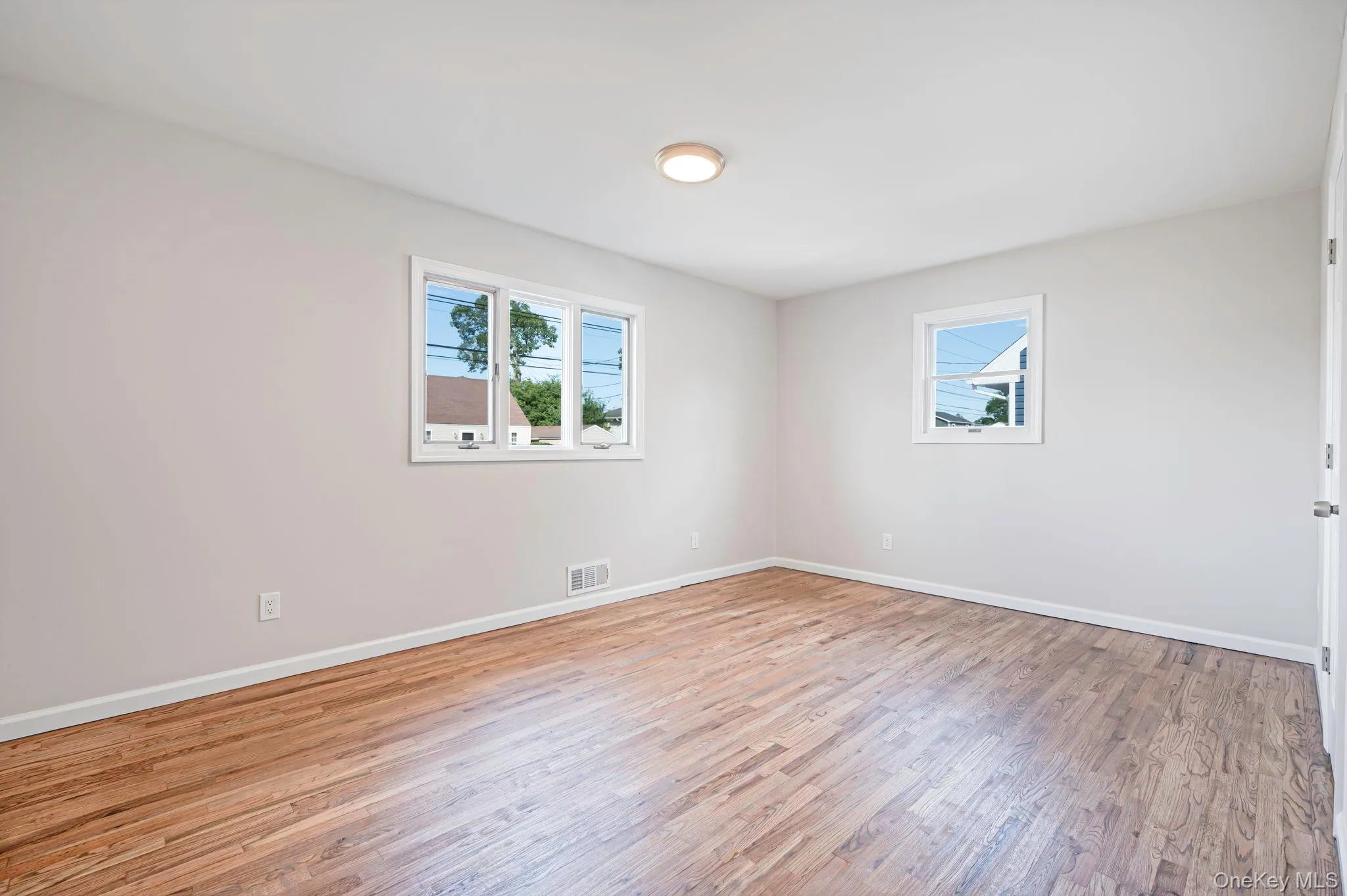 381 Clinton Avenue, Babylon, NY, 4 Bedrooms Bedrooms, 9 Rooms Rooms,2 BathroomsBathrooms,Residential,For Rent,Clinton,0,KEY1019140 381 Clinton Avenue, Babylon, NY, 4 Bedrooms Bedrooms, 9 Rooms Rooms,2 BathroomsBathrooms,Residential,For Rent,Clinton,0,KEY1019140