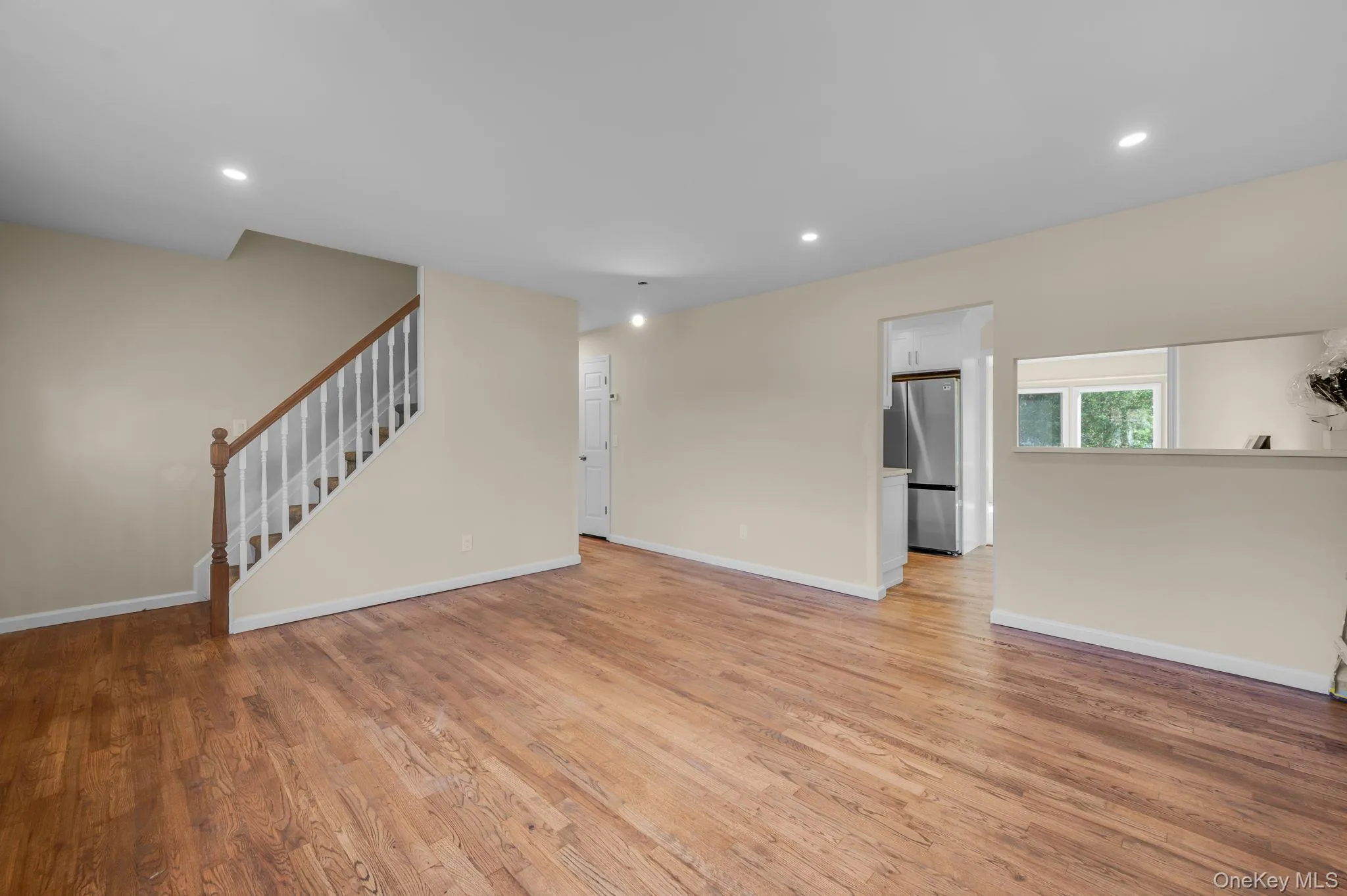 381 Clinton Avenue, Babylon, NY, 4 Bedrooms Bedrooms, 9 Rooms Rooms,2 BathroomsBathrooms,Residential,For Rent,Clinton,0,KEY1019140 381 Clinton Avenue, Babylon, NY, 4 Bedrooms Bedrooms, 9 Rooms Rooms,2 BathroomsBathrooms,Residential,For Rent,Clinton,0,KEY1019140