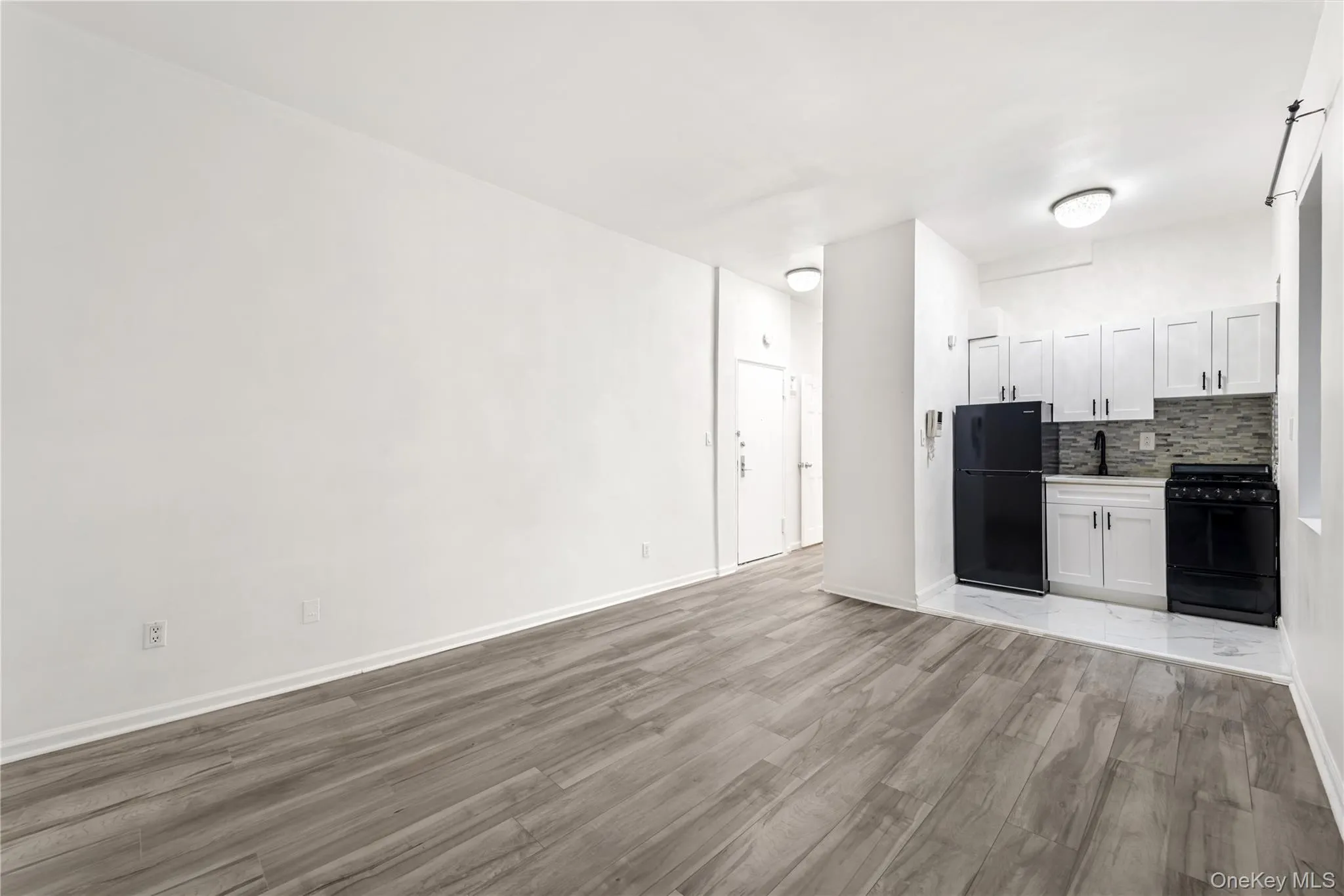 152 35th Street, New York, NY, 1 Room Rooms,1 BathroomBathrooms,Residential,For Rent,35th,0,1019145 152 35th Street, New York, NY, 1 Room Rooms,1 BathroomBathrooms,Residential,For Rent,35th,0,1019145