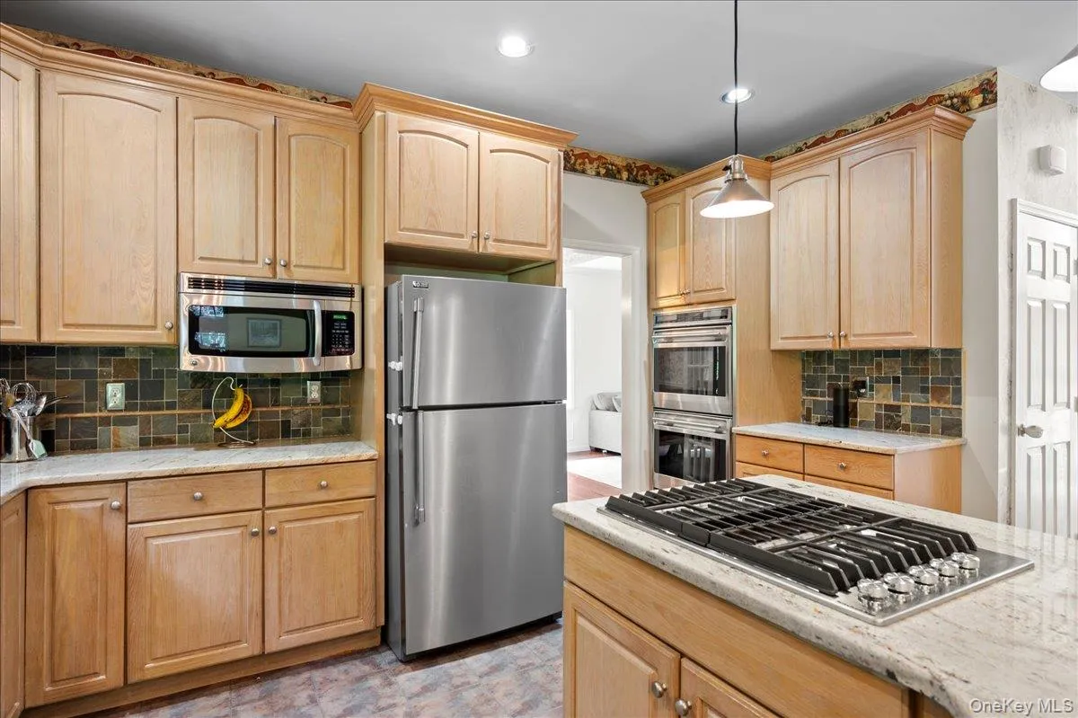 27 Gideon Reynolds Road, Lewisboro, NY, 4 Bedrooms Bedrooms, 12 Rooms Rooms,3 BathroomsBathrooms,Residential Lease,For Rent,Gideon Reynolds,0,1019146 27 Gideon Reynolds Road, Lewisboro, NY, 4 Bedrooms Bedrooms, 12 Rooms Rooms,3 BathroomsBathrooms,Residential Lease,For Rent,Gideon Reynolds,0,1019146