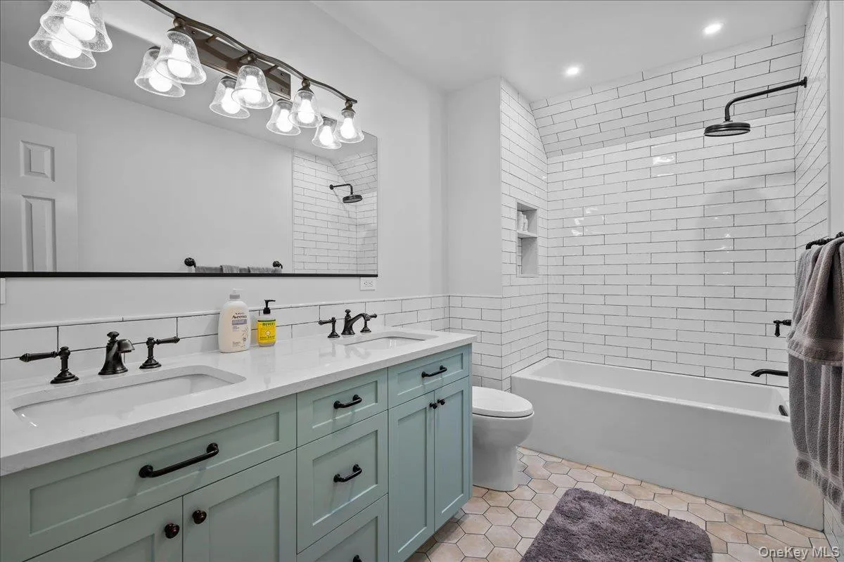27 Gideon Reynolds Road, Lewisboro, NY, 4 Bedrooms Bedrooms, 12 Rooms Rooms,3 BathroomsBathrooms,Residential Lease,For Rent,Gideon Reynolds,0,1019146 27 Gideon Reynolds Road, Lewisboro, NY, 4 Bedrooms Bedrooms, 12 Rooms Rooms,3 BathroomsBathrooms,Residential Lease,For Rent,Gideon Reynolds,0,1019146