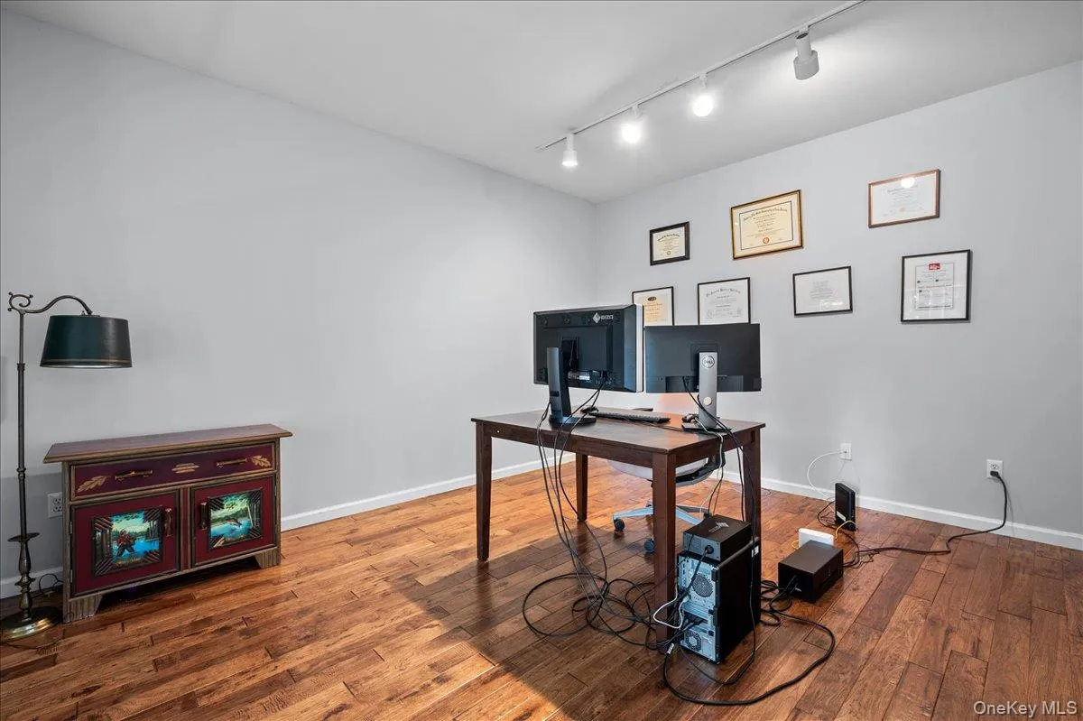27 Gideon Reynolds Road, Lewisboro, NY, 4 Bedrooms Bedrooms, 12 Rooms Rooms,3 BathroomsBathrooms,Residential Lease,For Rent,Gideon Reynolds,0,1019146 27 Gideon Reynolds Road, Lewisboro, NY, 4 Bedrooms Bedrooms, 12 Rooms Rooms,3 BathroomsBathrooms,Residential Lease,For Rent,Gideon Reynolds,0,1019146