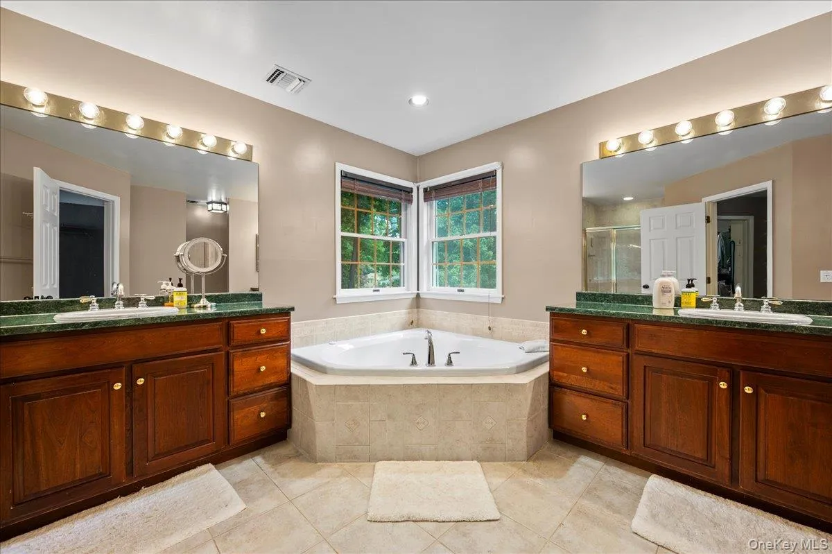 27 Gideon Reynolds Road, Lewisboro, NY, 4 Bedrooms Bedrooms, 12 Rooms Rooms,3 BathroomsBathrooms,Residential Lease,For Rent,Gideon Reynolds,0,1019146 27 Gideon Reynolds Road, Lewisboro, NY, 4 Bedrooms Bedrooms, 12 Rooms Rooms,3 BathroomsBathrooms,Residential Lease,For Rent,Gideon Reynolds,0,1019146