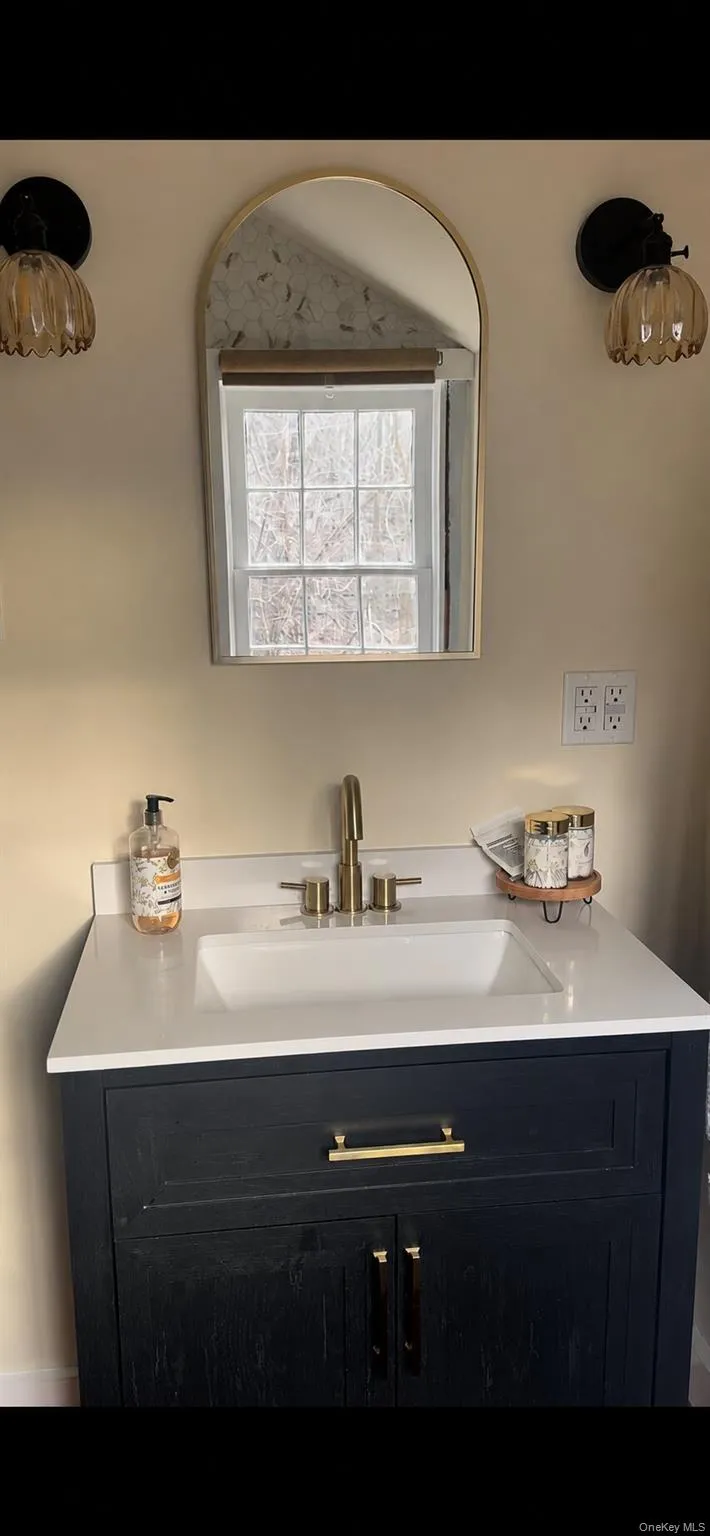 5012 Albany Post, Hyde Park, NY, 3 Bedrooms Bedrooms, 7 Rooms Rooms,2 BathroomsBathrooms,Residential,For Rent,Albany Post,0,KEY1019148 5012 Albany Post, Hyde Park, NY, 3 Bedrooms Bedrooms, 7 Rooms Rooms,2 BathroomsBathrooms,Residential,For Rent,Albany Post,0,KEY1019148