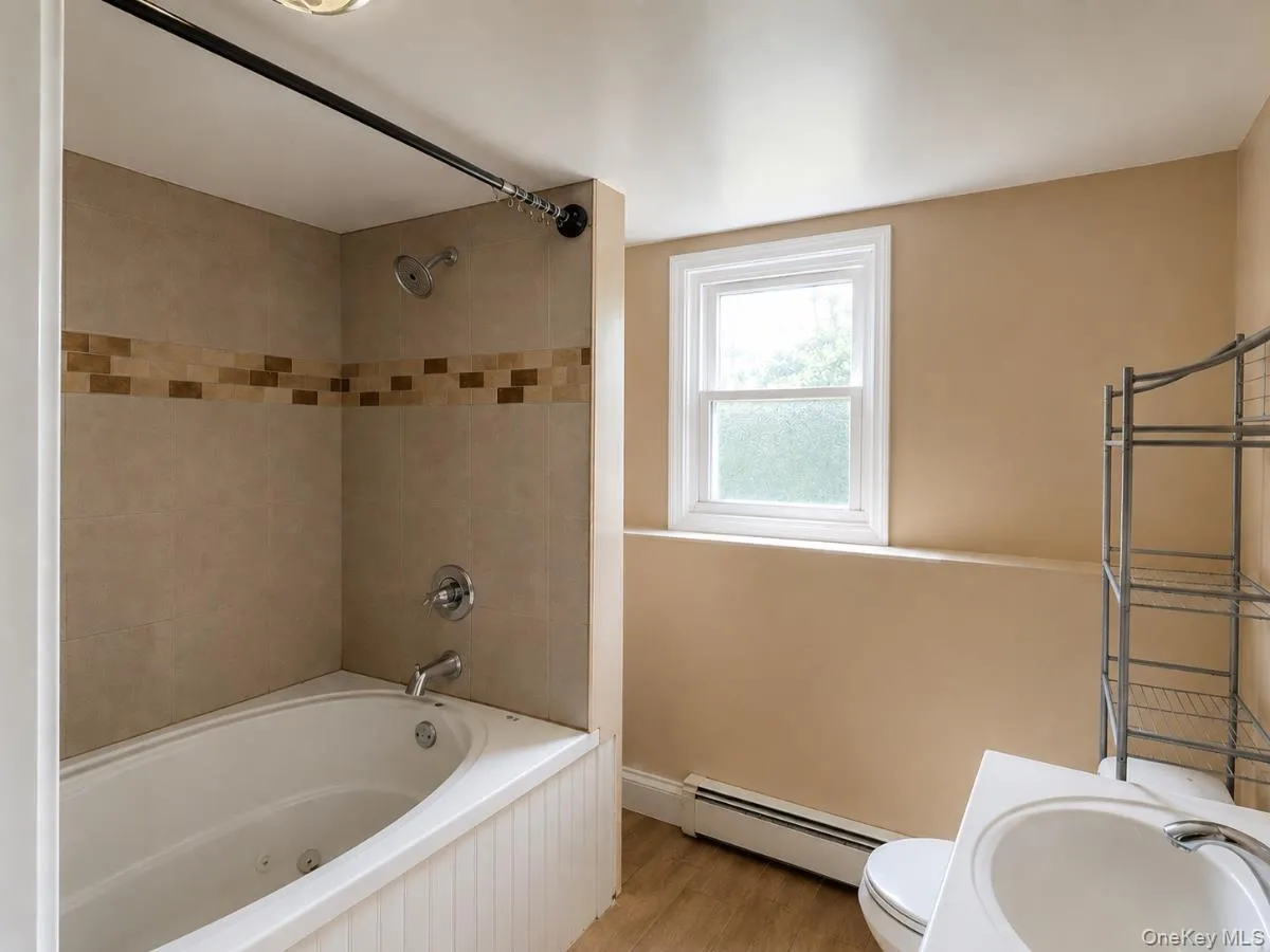 315 Walnut Avenue, New Windsor, NY, 3 Bedrooms Bedrooms, 6 Rooms Rooms,2 BathroomsBathrooms,Residential Lease,For Rent,Walnut,0,1019149 315 Walnut Avenue, New Windsor, NY, 3 Bedrooms Bedrooms, 6 Rooms Rooms,2 BathroomsBathrooms,Residential Lease,For Rent,Walnut,0,1019149
