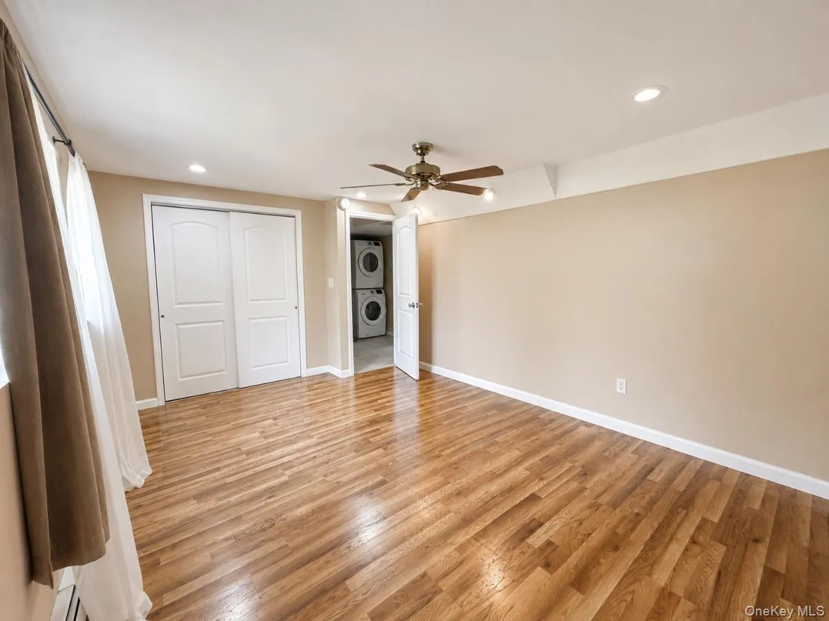 315 Walnut Avenue, New Windsor, NY, 3 Bedrooms Bedrooms, 6 Rooms Rooms,2 BathroomsBathrooms,Residential Lease,For Rent,Walnut,0,1019149 315 Walnut Avenue, New Windsor, NY, 3 Bedrooms Bedrooms, 6 Rooms Rooms,2 BathroomsBathrooms,Residential Lease,For Rent,Walnut,0,1019149