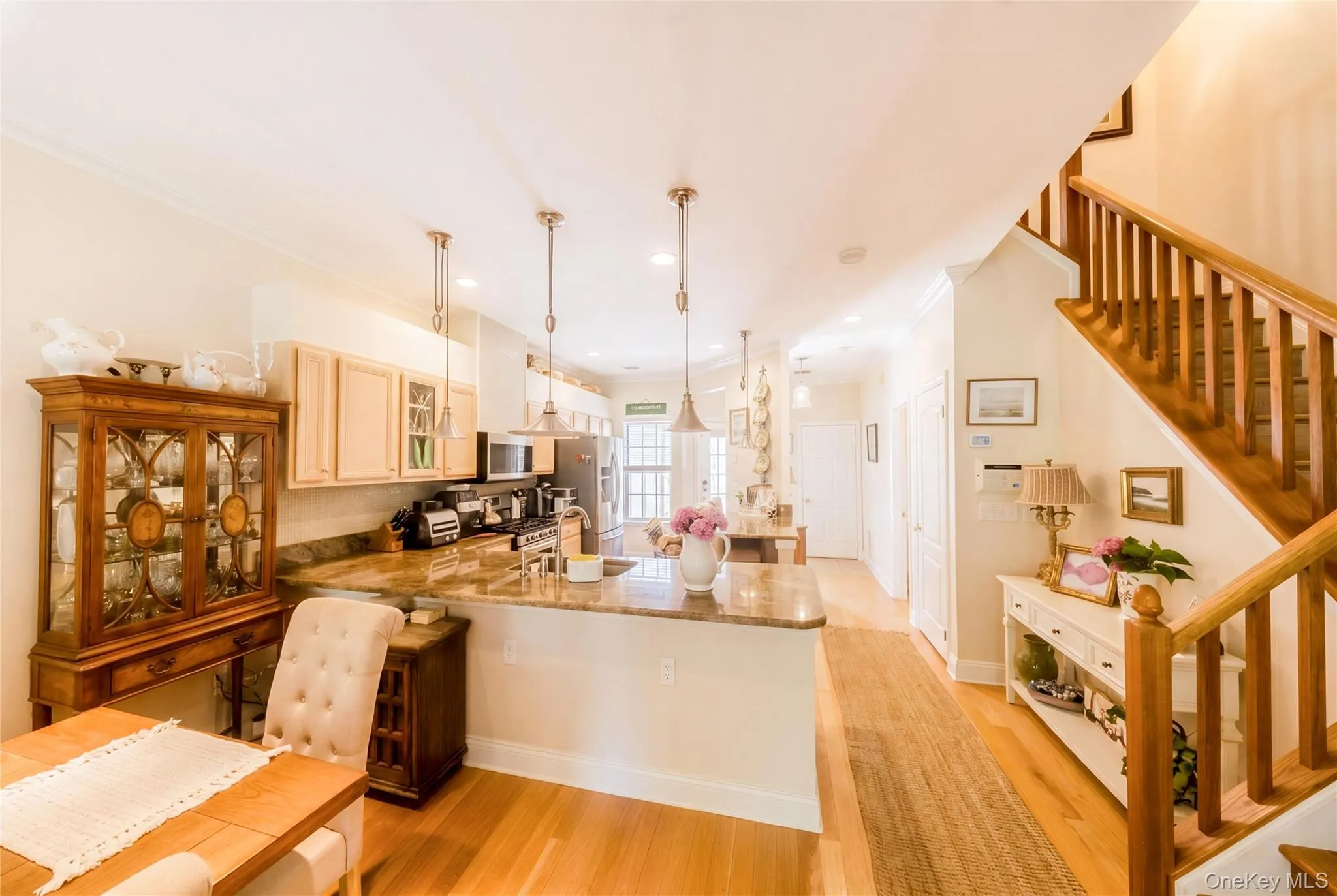 56 Leeward Court, Brookhaven, NY, 2 Bedrooms Bedrooms, 5 Rooms Rooms,2 BathroomsBathrooms,Residential,For Rent,Leeward,0,1019153 56 Leeward Court, Brookhaven, NY, 2 Bedrooms Bedrooms, 5 Rooms Rooms,2 BathroomsBathrooms,Residential,For Rent,Leeward,0,1019153