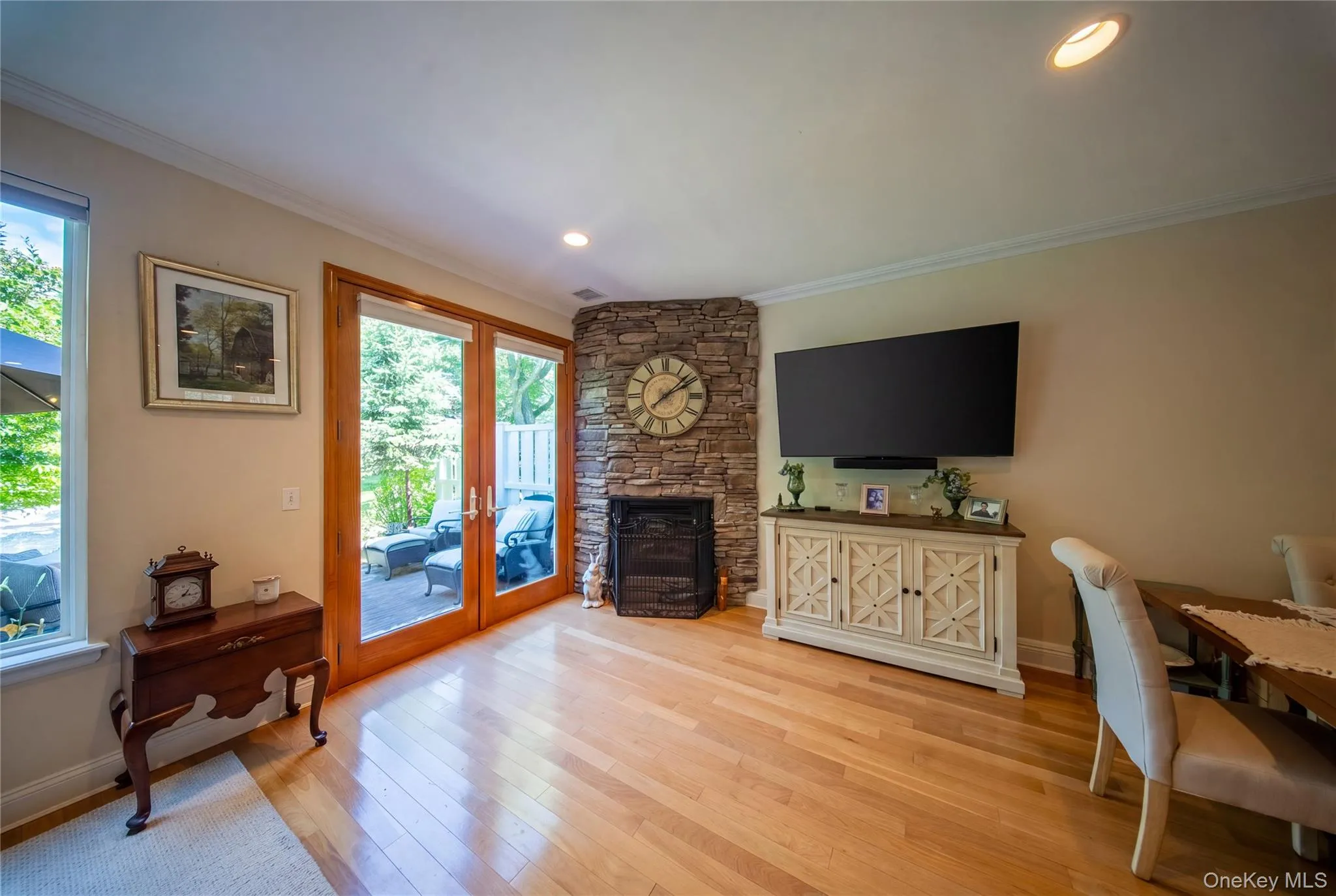 56 Leeward Court, Brookhaven, NY, 2 Bedrooms Bedrooms, 5 Rooms Rooms,2 BathroomsBathrooms,Residential,For Rent,Leeward,0,1019153 56 Leeward Court, Brookhaven, NY, 2 Bedrooms Bedrooms, 5 Rooms Rooms,2 BathroomsBathrooms,Residential,For Rent,Leeward,0,1019153