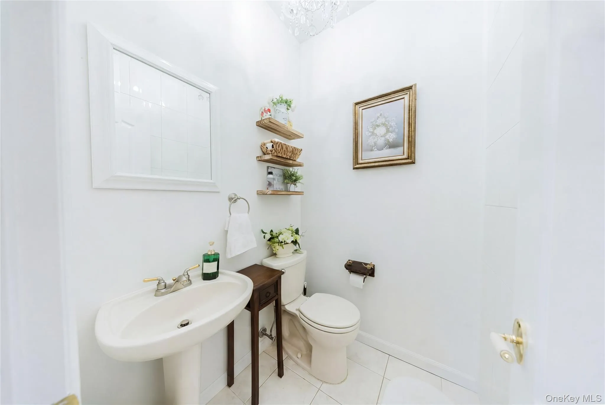 56 Leeward Court, Brookhaven, NY, 2 Bedrooms Bedrooms, 5 Rooms Rooms,2 BathroomsBathrooms,Residential,For Rent,Leeward,0,1019153 56 Leeward Court, Brookhaven, NY, 2 Bedrooms Bedrooms, 5 Rooms Rooms,2 BathroomsBathrooms,Residential,For Rent,Leeward,0,1019153