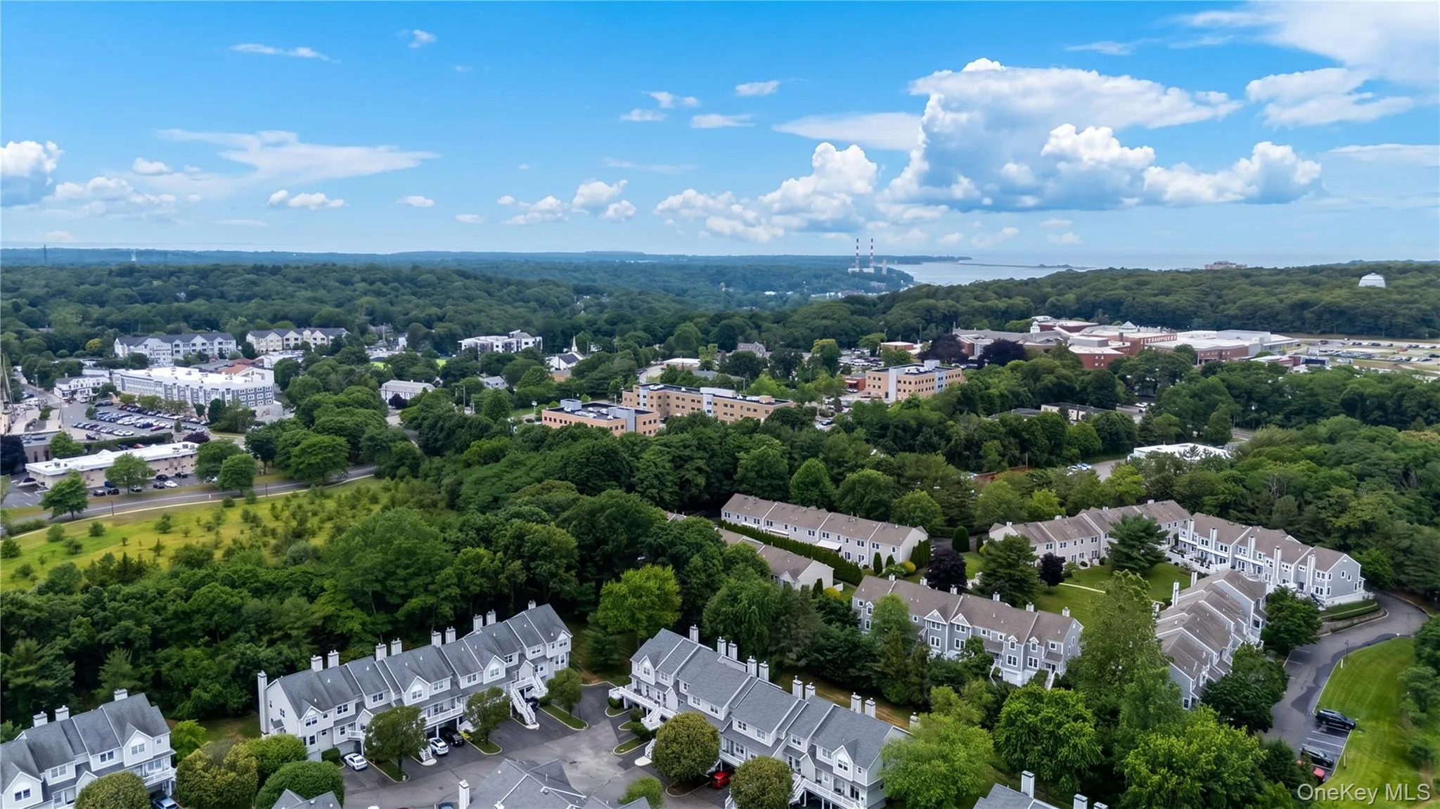 56 Leeward Court, Brookhaven, NY, 2 Bedrooms Bedrooms, 5 Rooms Rooms,2 BathroomsBathrooms,Residential,For Rent,Leeward,0,1019153 56 Leeward Court, Brookhaven, NY, 2 Bedrooms Bedrooms, 5 Rooms Rooms,2 BathroomsBathrooms,Residential,For Rent,Leeward,0,1019153