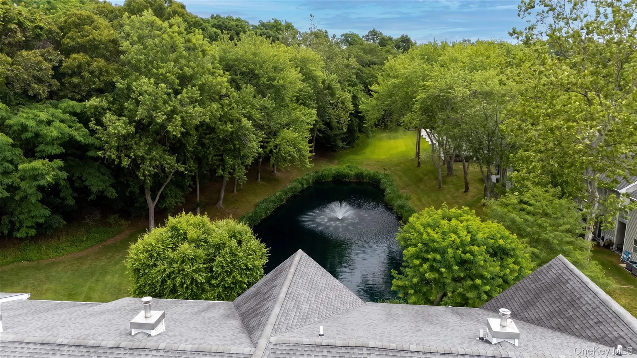 56 Leeward Court, Brookhaven, NY, 2 Bedrooms Bedrooms, 5 Rooms Rooms,2 BathroomsBathrooms,Residential,For Rent,Leeward,0,1019153 56 Leeward Court, Brookhaven, NY, 2 Bedrooms Bedrooms, 5 Rooms Rooms,2 BathroomsBathrooms,Residential,For Rent,Leeward,0,1019153