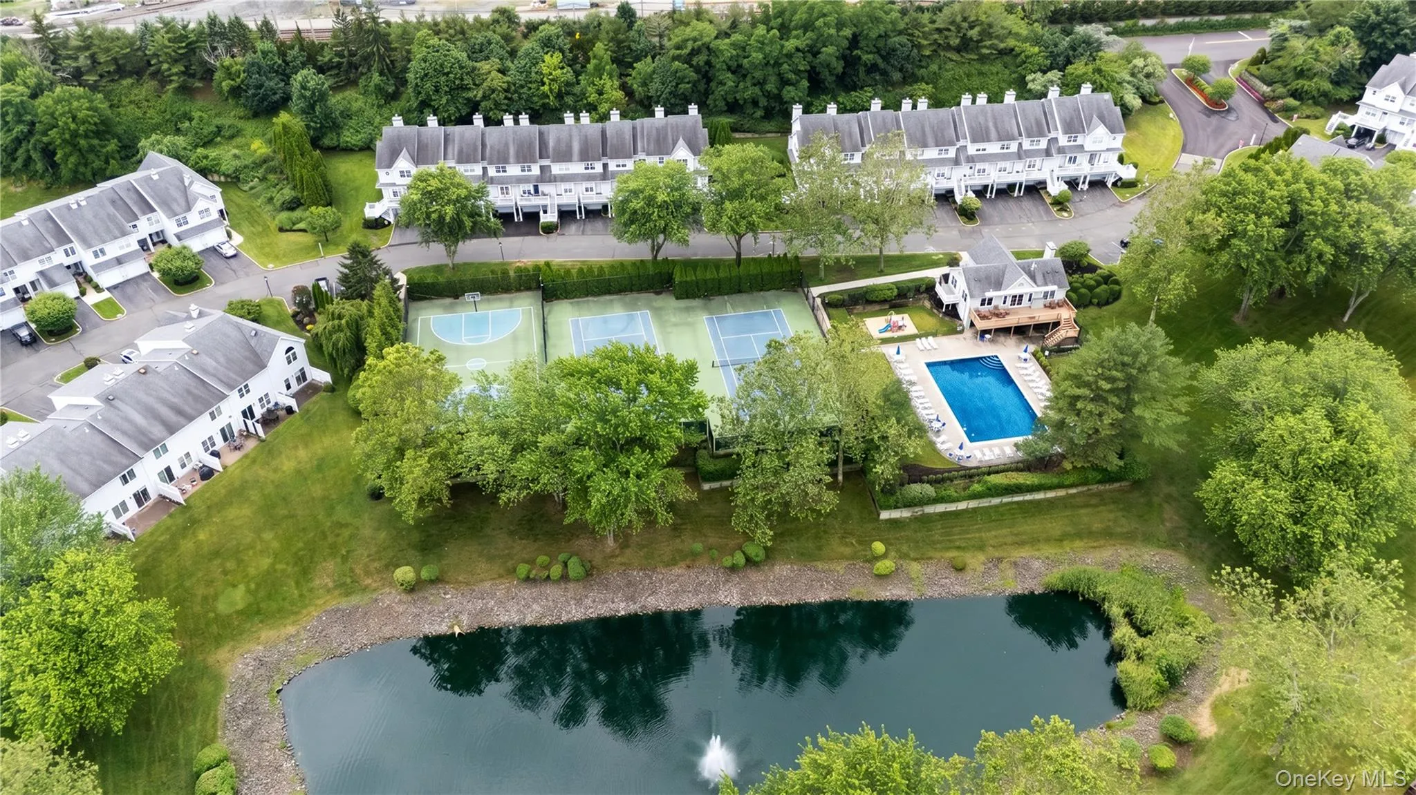 56 Leeward Court, Brookhaven, NY, 2 Bedrooms Bedrooms, 5 Rooms Rooms,2 BathroomsBathrooms,Residential,For Rent,Leeward,0,1019153 56 Leeward Court, Brookhaven, NY, 2 Bedrooms Bedrooms, 5 Rooms Rooms,2 BathroomsBathrooms,Residential,For Rent,Leeward,0,1019153