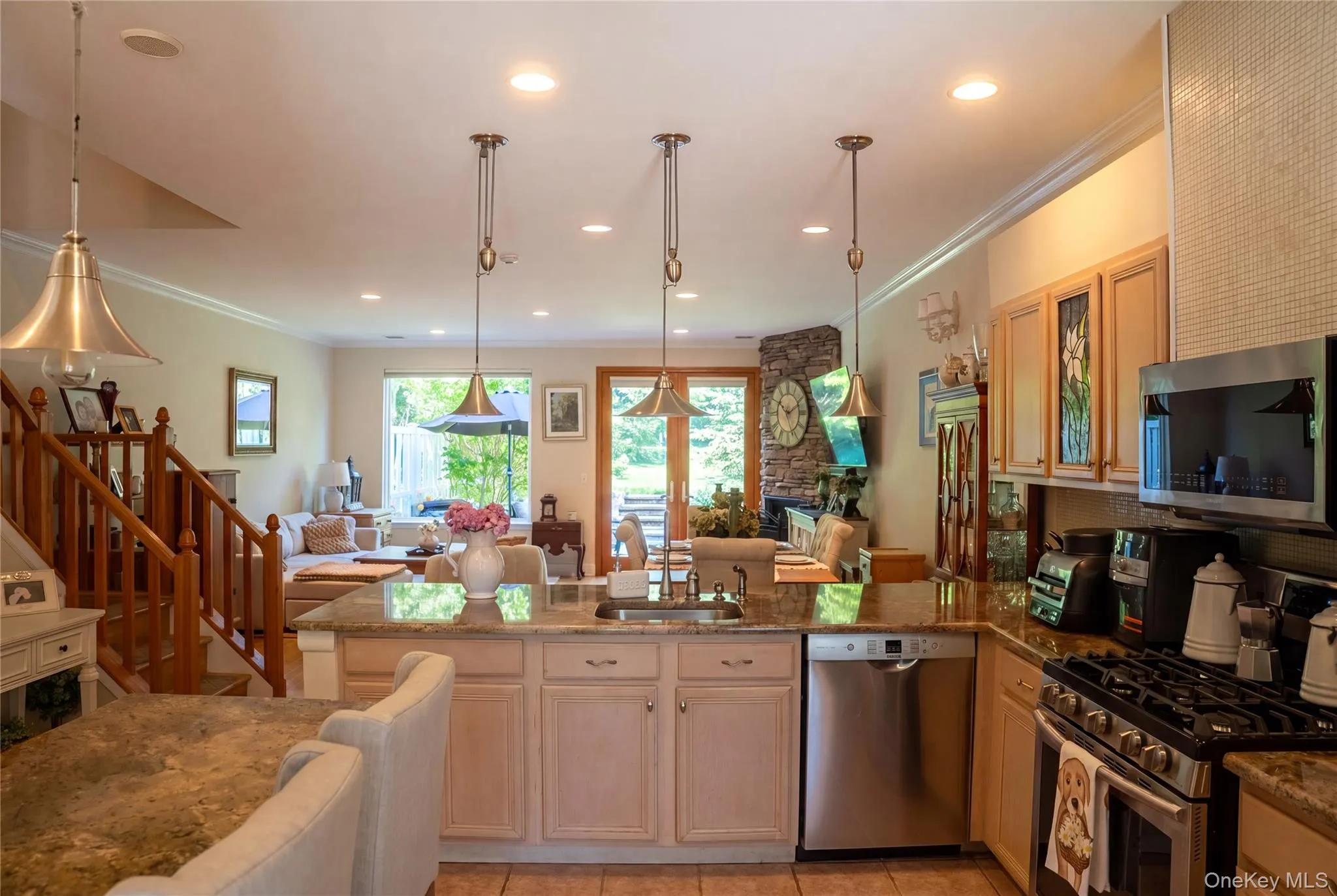 56 Leeward Court, Brookhaven, NY, 2 Bedrooms Bedrooms, 5 Rooms Rooms,2 BathroomsBathrooms,Residential,For Rent,Leeward,0,1019153 56 Leeward Court, Brookhaven, NY, 2 Bedrooms Bedrooms, 5 Rooms Rooms,2 BathroomsBathrooms,Residential,For Rent,Leeward,0,1019153