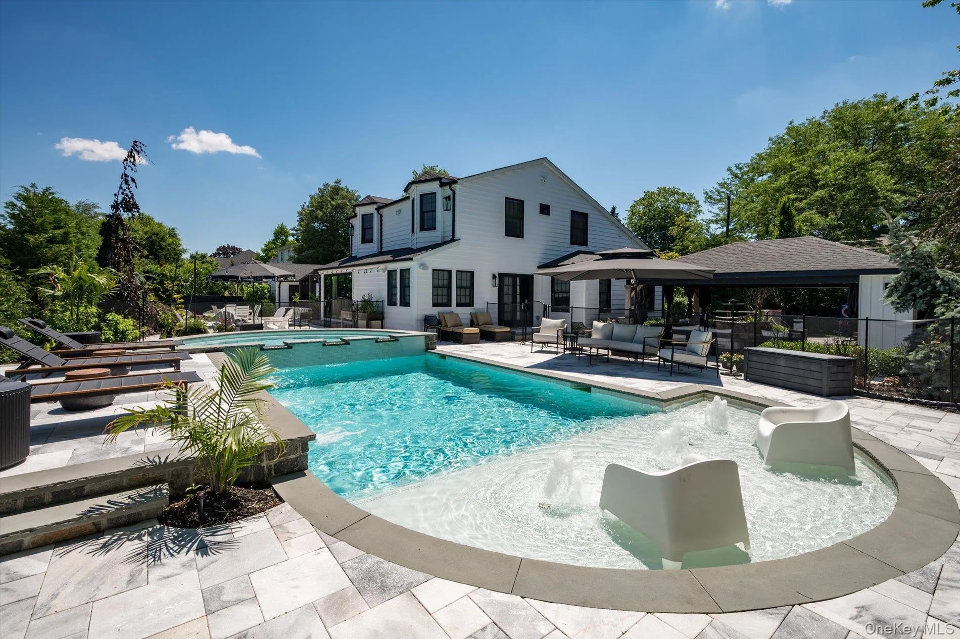 131 Fairview Road, Oyster Bay, NY, 5 Bedrooms Bedrooms, 13 Rooms Rooms,2 BathroomsBathrooms,Residential,For Rent,Fairview,0,1019156 131 Fairview Road, Oyster Bay, NY, 5 Bedrooms Bedrooms, 13 Rooms Rooms,2 BathroomsBathrooms,Residential,For Rent,Fairview,0,1019156