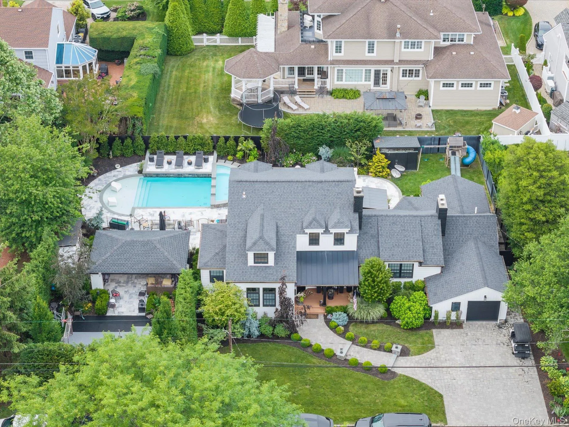 131 Fairview Road, Oyster Bay, NY, 5 Bedrooms Bedrooms, 13 Rooms Rooms,2 BathroomsBathrooms,Residential,For Rent,Fairview,0,1019156 131 Fairview Road, Oyster Bay, NY, 5 Bedrooms Bedrooms, 13 Rooms Rooms,2 BathroomsBathrooms,Residential,For Rent,Fairview,0,1019156