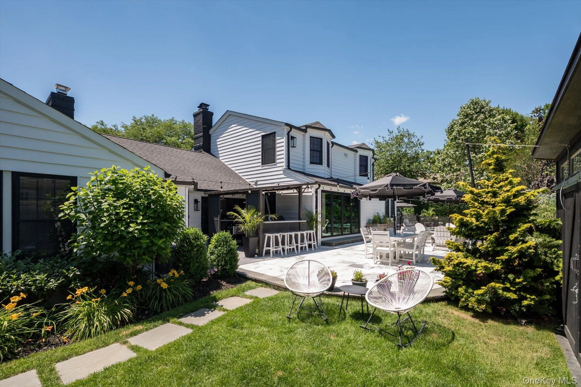 131 Fairview Road, Oyster Bay, NY, 5 Bedrooms Bedrooms, 13 Rooms Rooms,2 BathroomsBathrooms,Residential,For Rent,Fairview,0,1019156 131 Fairview Road, Oyster Bay, NY, 5 Bedrooms Bedrooms, 13 Rooms Rooms,2 BathroomsBathrooms,Residential,For Rent,Fairview,0,1019156