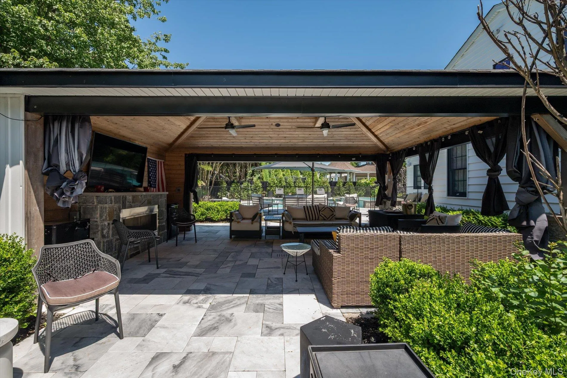 131 Fairview Road, Oyster Bay, NY, 5 Bedrooms Bedrooms, 13 Rooms Rooms,2 BathroomsBathrooms,Residential,For Rent,Fairview,0,1019156 131 Fairview Road, Oyster Bay, NY, 5 Bedrooms Bedrooms, 13 Rooms Rooms,2 BathroomsBathrooms,Residential,For Rent,Fairview,0,1019156